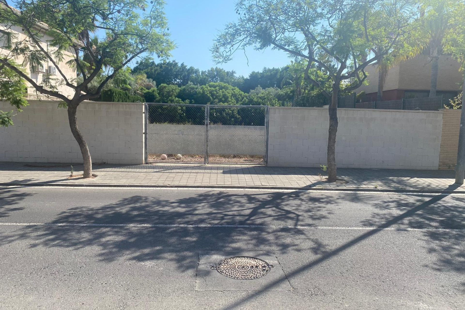 Resale - Plot / Land - Alicante - Alicante Golf