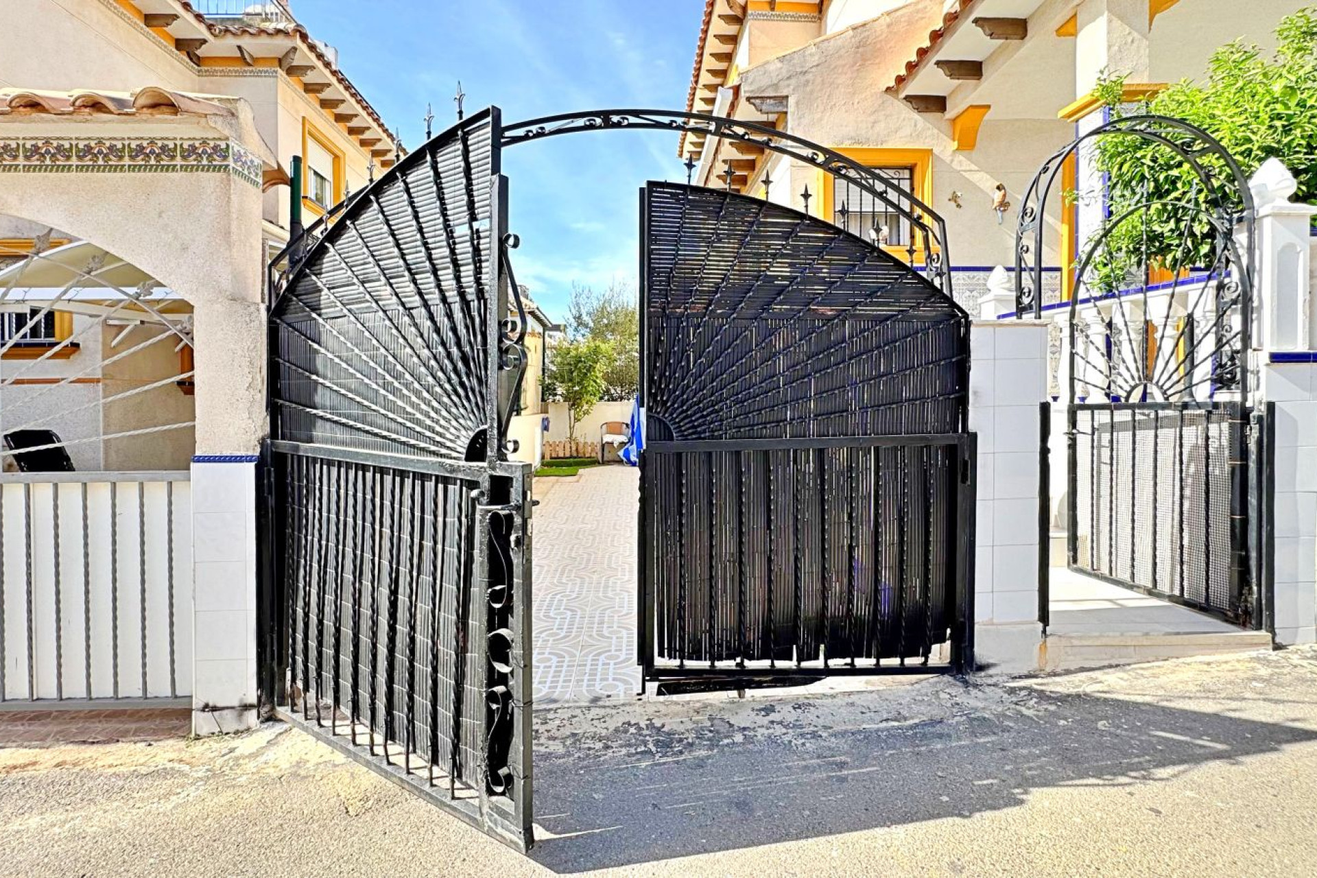 Resale - Quad house - Orihuela Costa - Punta Prima