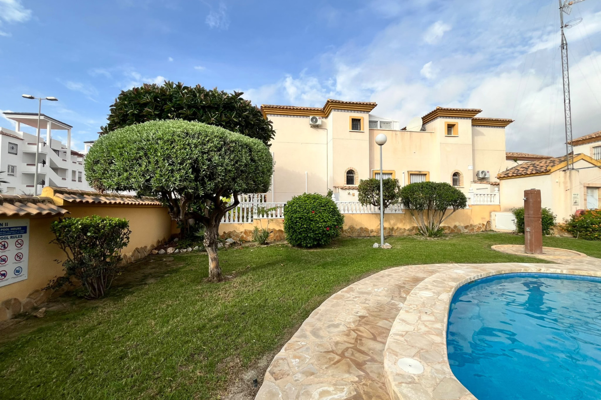 Resale - Quad house - Orihuela Costa - Villamartin