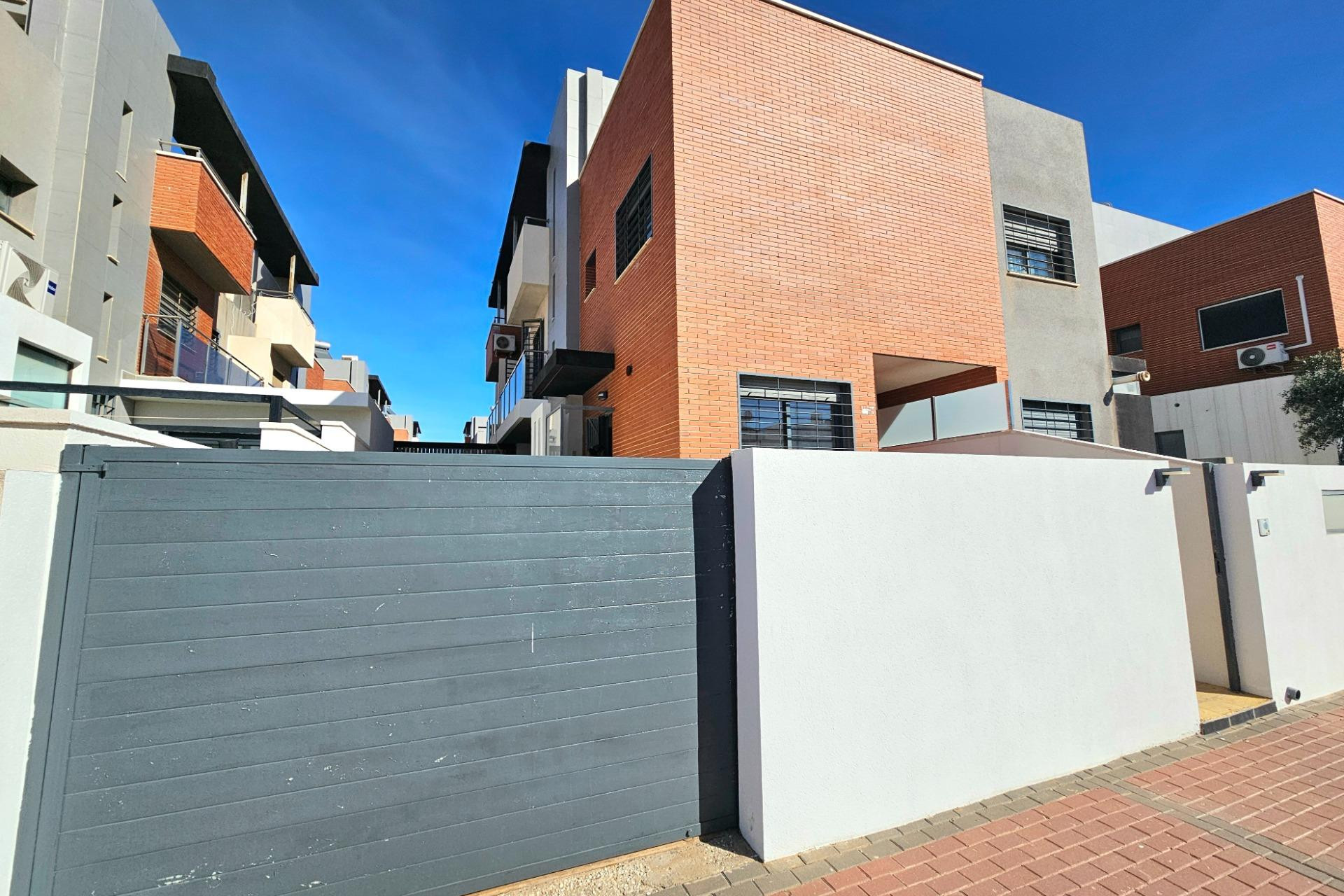 Resale - Quad house - Torrevieja - Aguas Nuevas