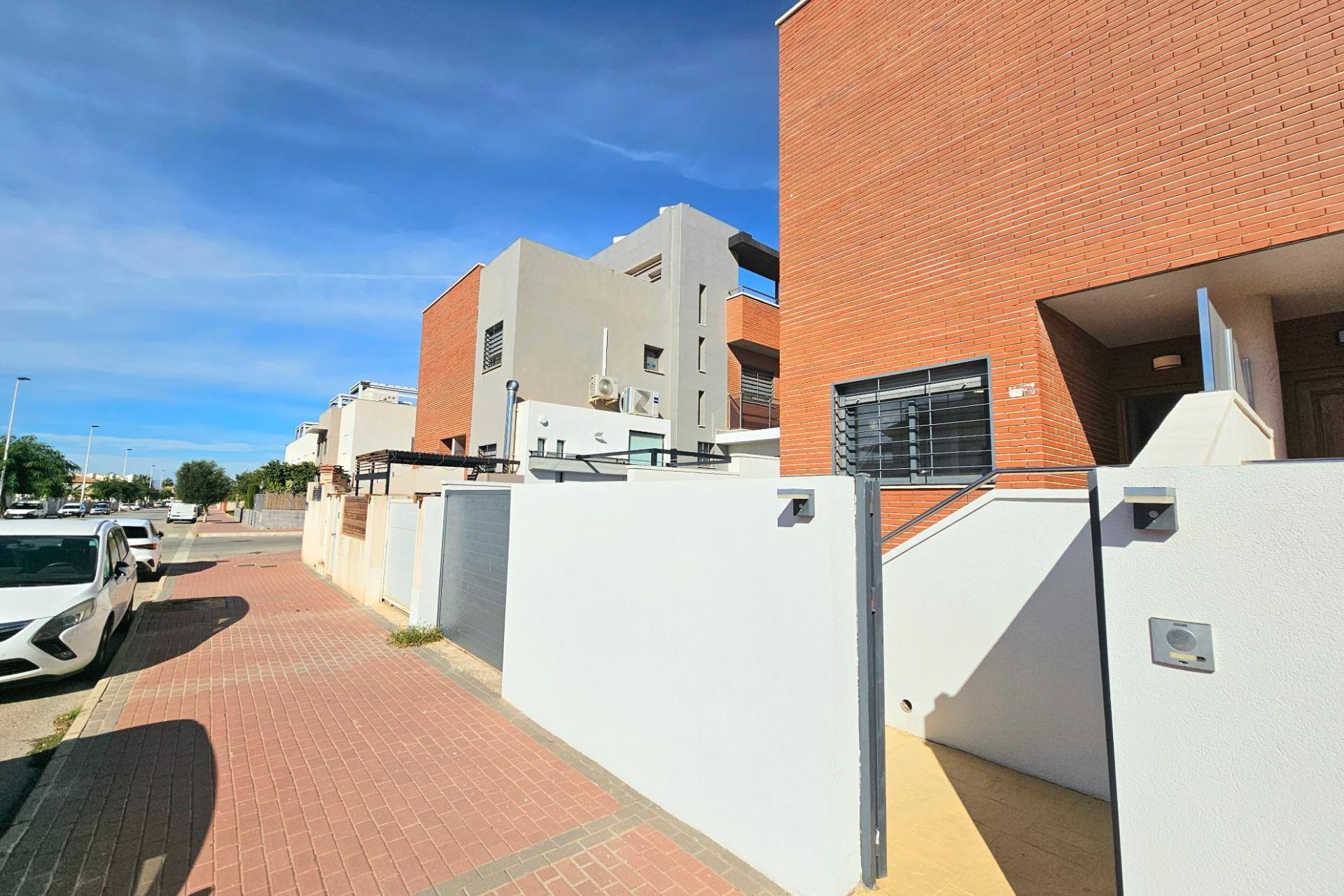 Resale - Quad house - Torrevieja - Aguas Nuevas