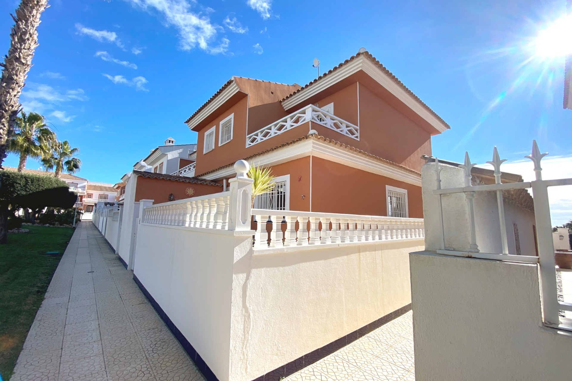 Resale - Semi Detached Villa - Ciudad Quesada - Doña Pepa