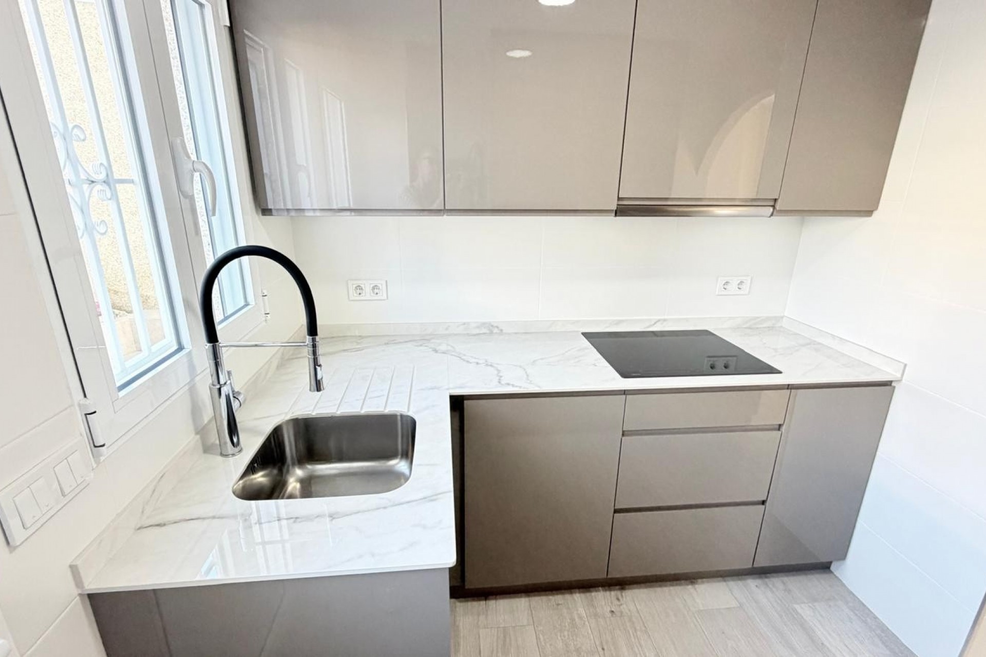 Resale - Semi Detached Villa - Ciudad Quesada - La Marquesa