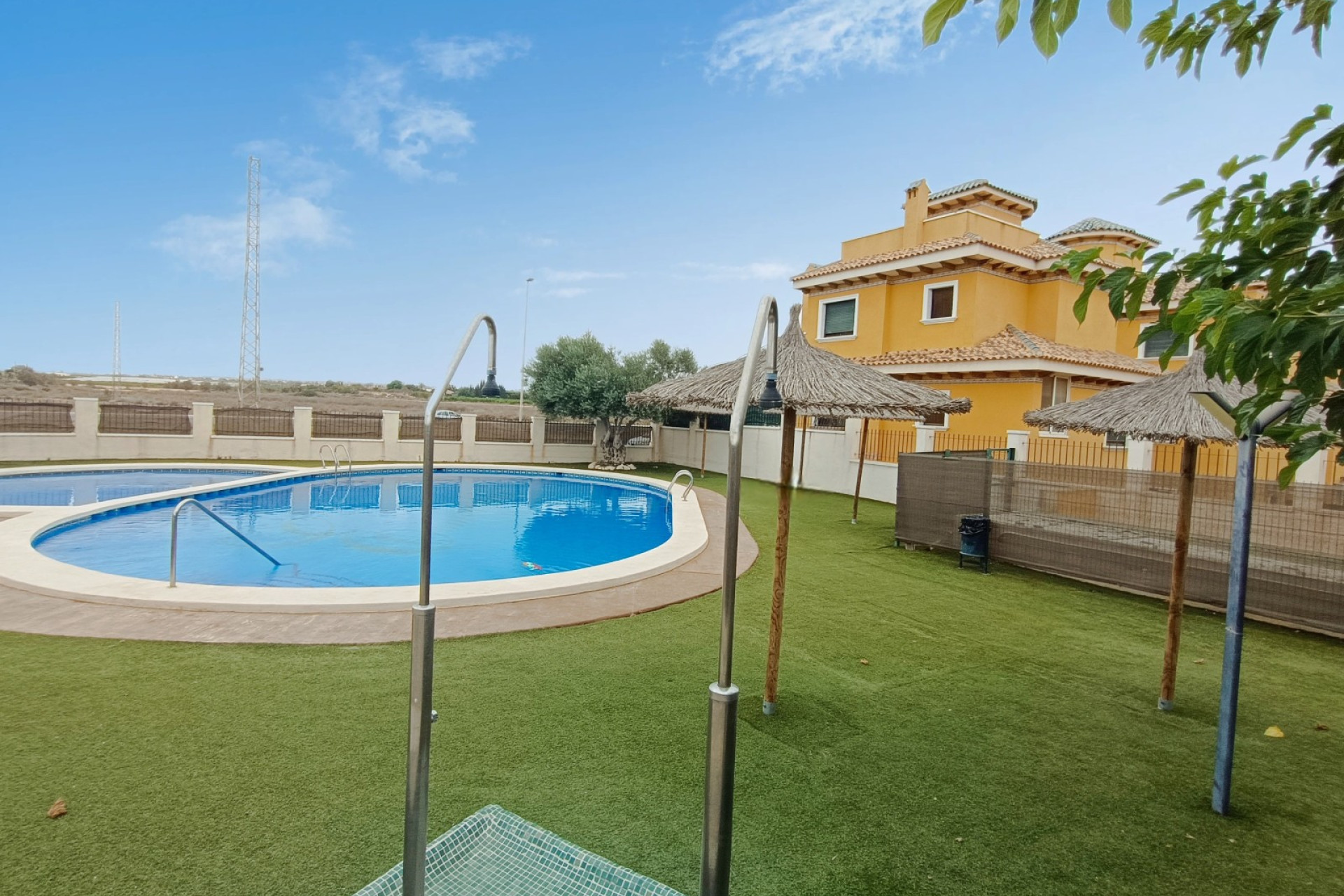 Resale - Semi Detached Villa - Ciudad Quesada - Lo Marabu