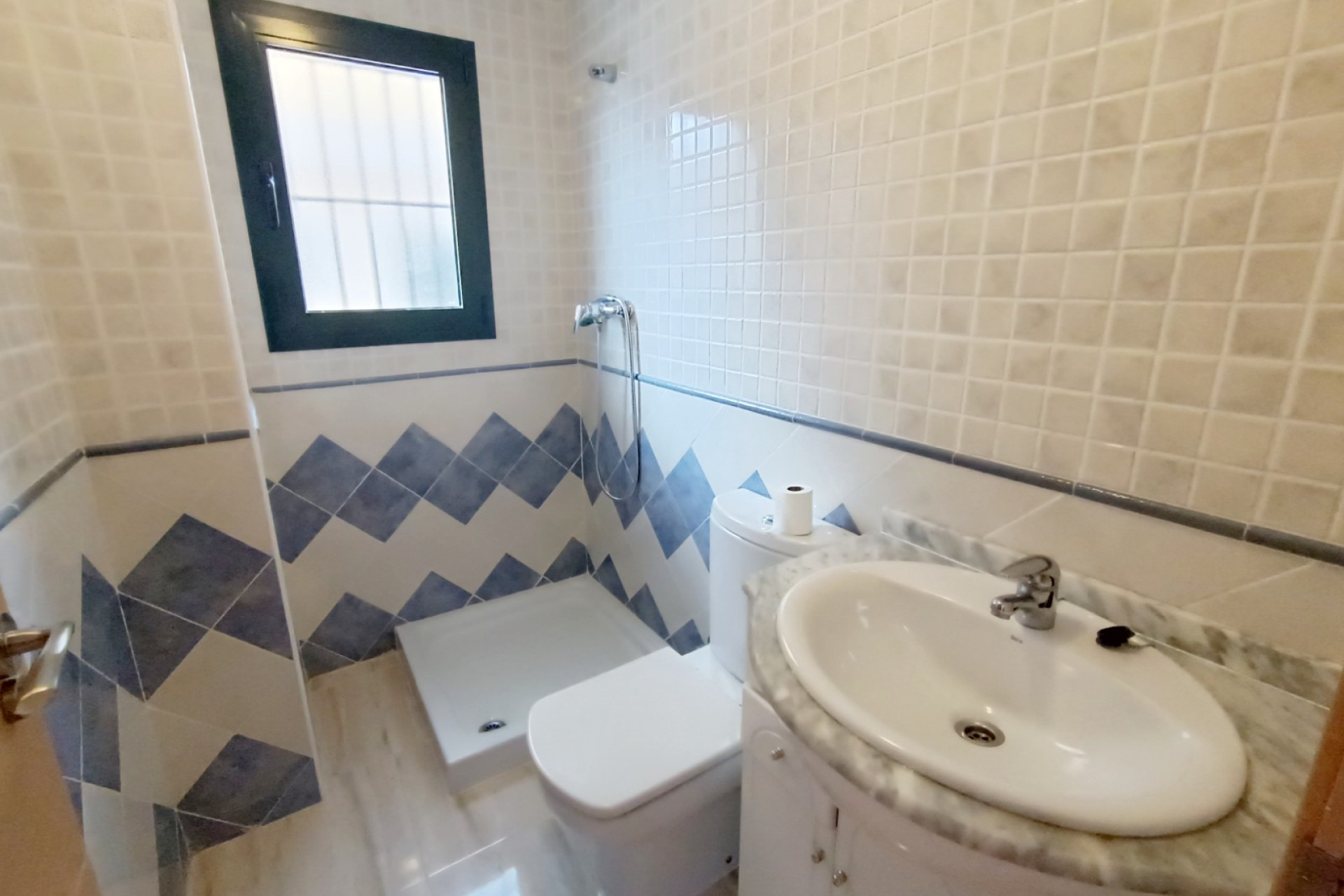 Resale - Semi Detached Villa - Ciudad Quesada - Lo Marabu