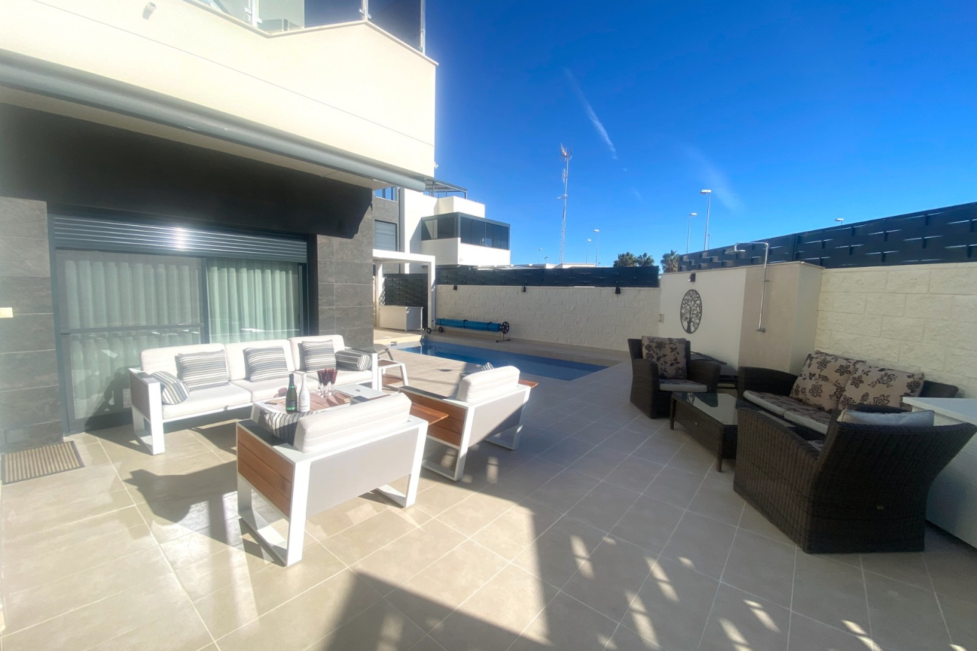 Resale - Semi Detached Villa - Ciudad Quesada - Pueblo Bravo