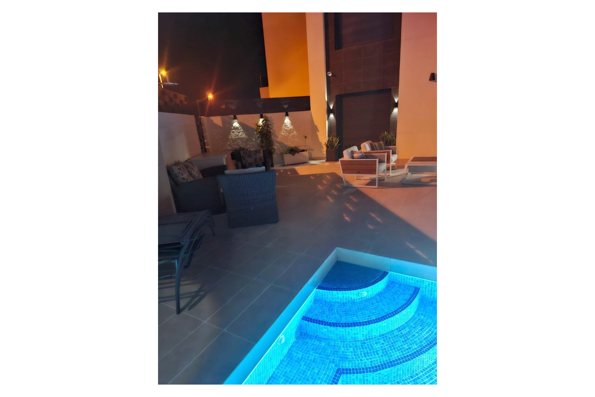 Resale - Semi Detached Villa - Ciudad Quesada - Pueblo Bravo