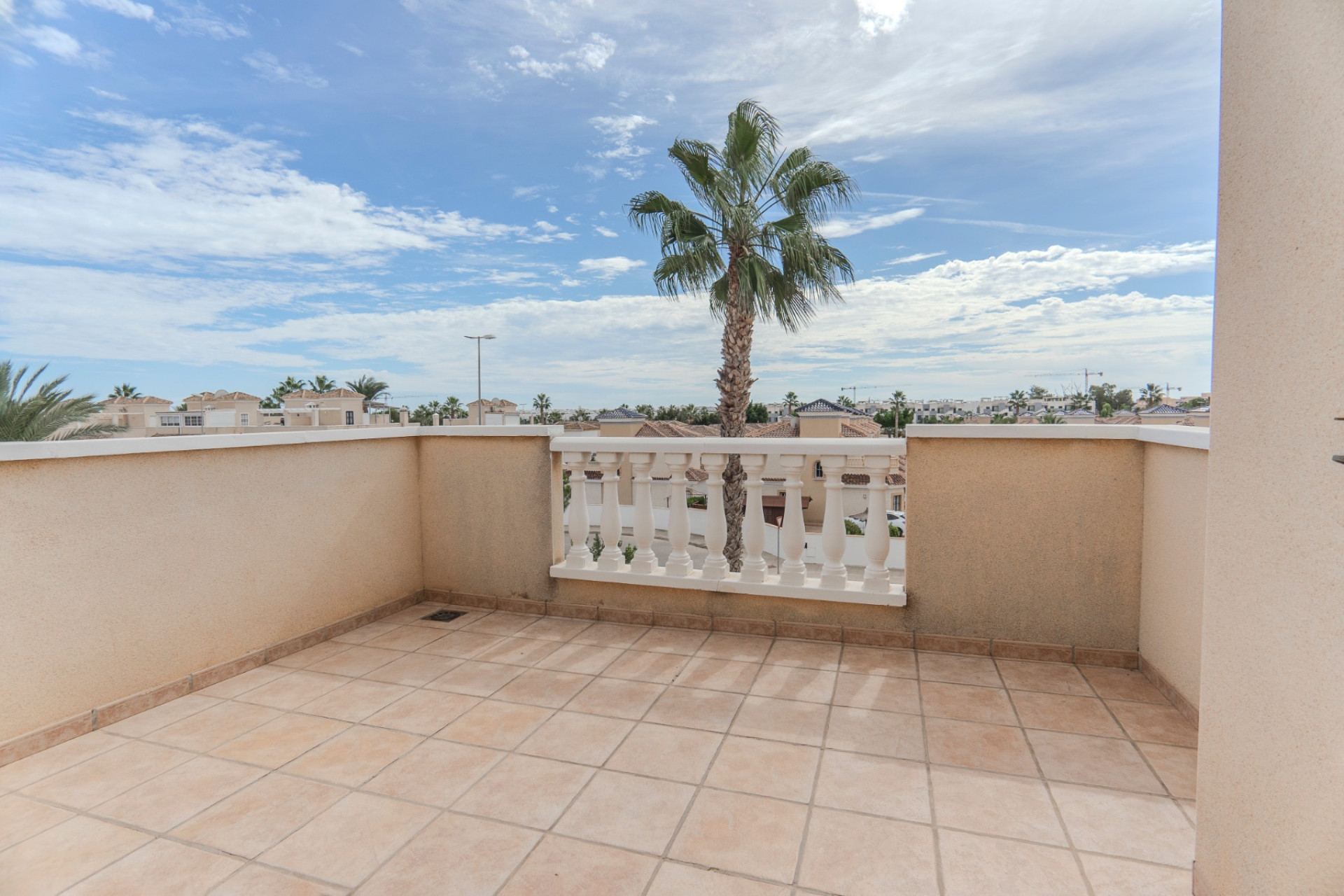 Resale - Semi Detached Villa - Guardamar del Segura - El Raso