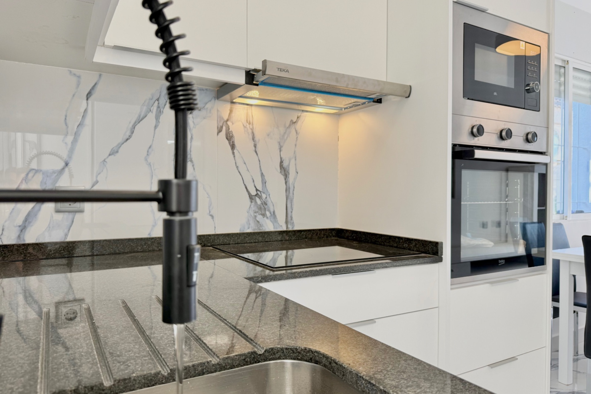 Resale - Semi Detached Villa - Torrevieja - El Chaparral