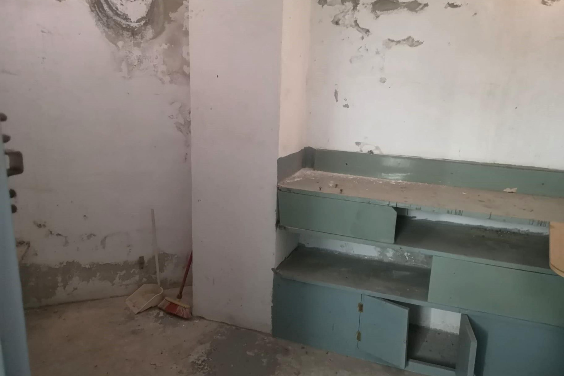 Resale - Storeroom - Torrevieja - Estacion de autobuses