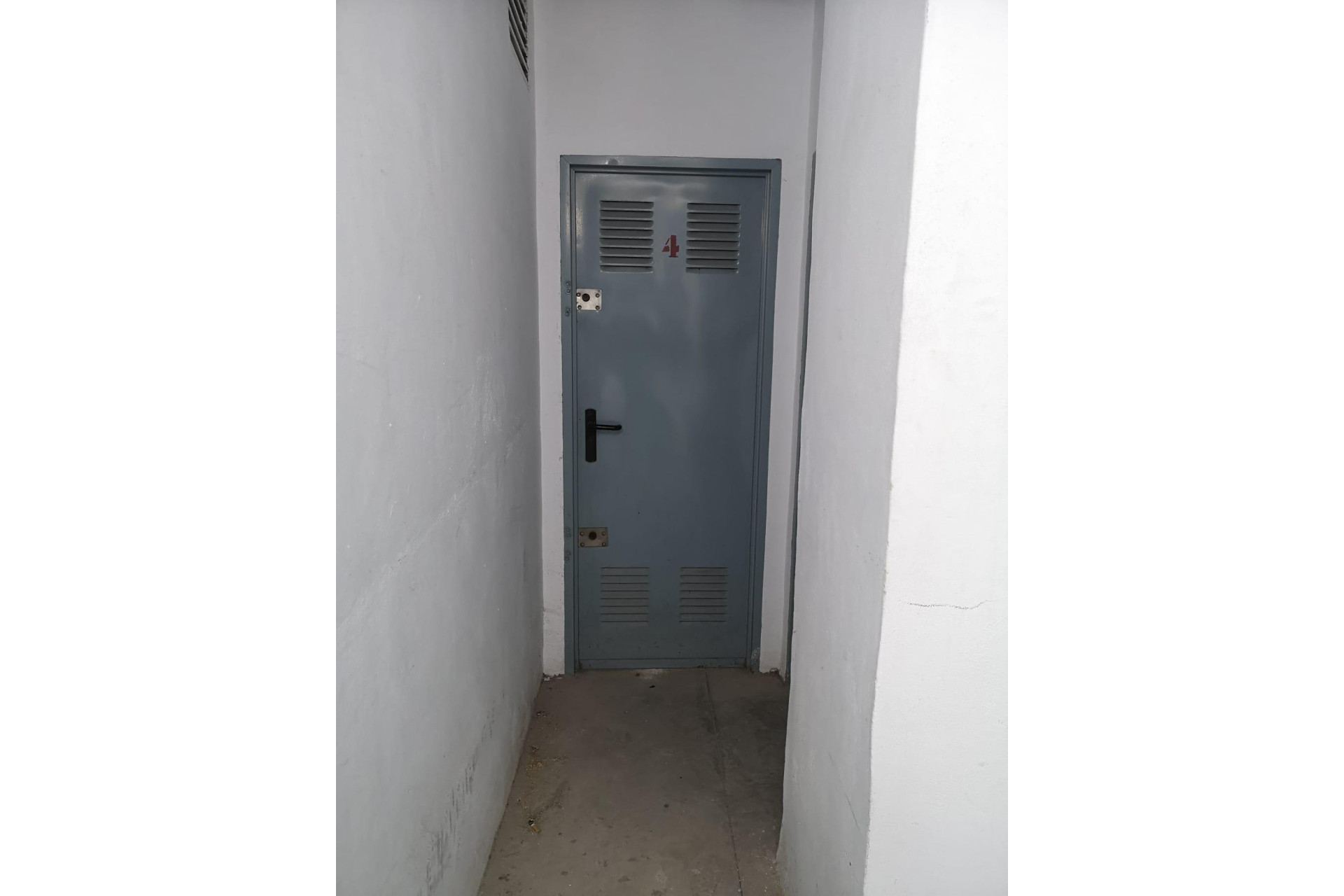 Resale - Storeroom - Torrevieja - Estacion de autobuses