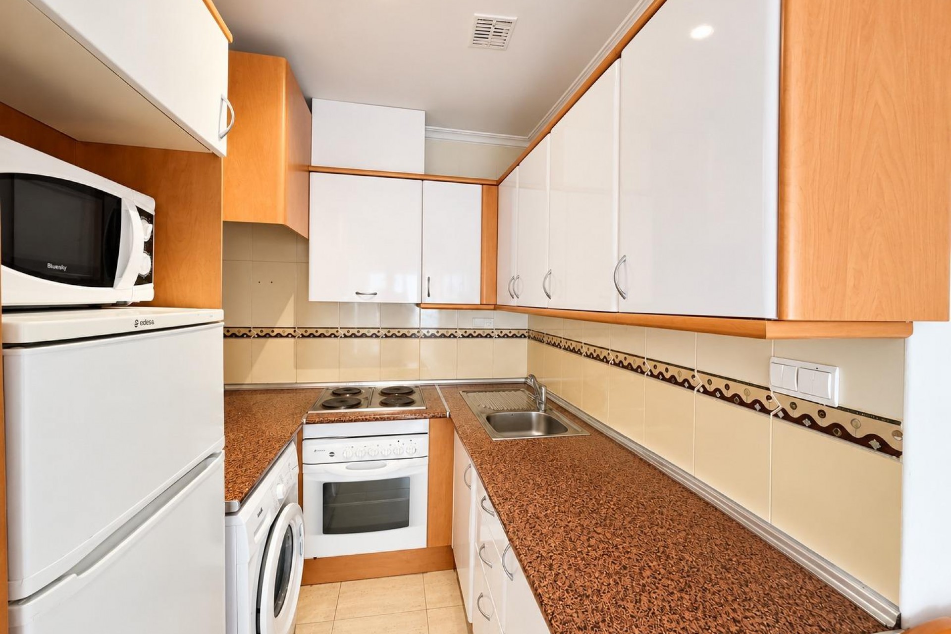Resale - Studio - Torrevieja - Estacion de autobuses