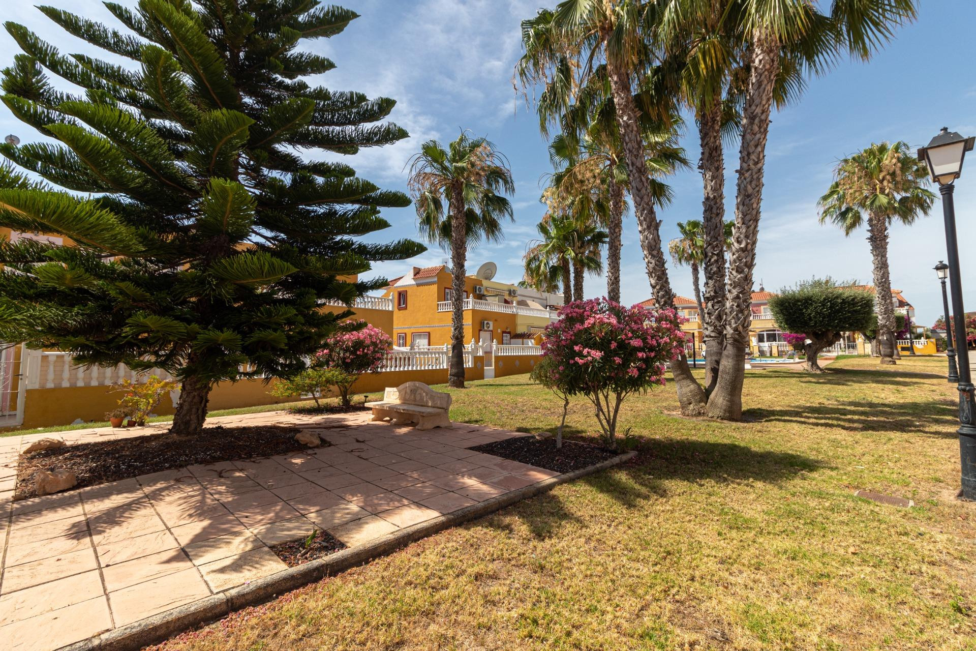 Resale - Terraced house - Orihuela Costa - La Regia