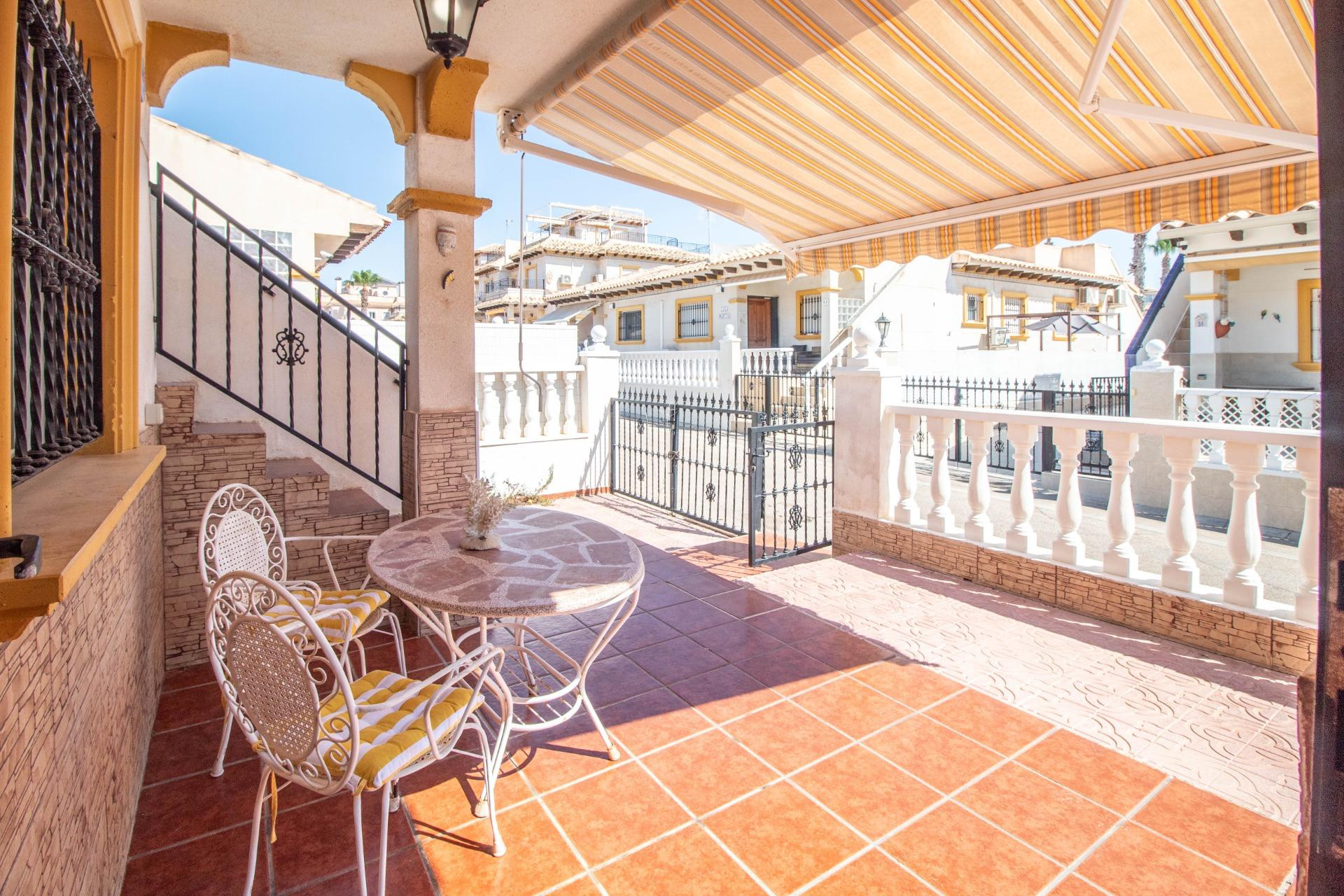Resale - Terraced house - Orihuela Costa - La Zenia