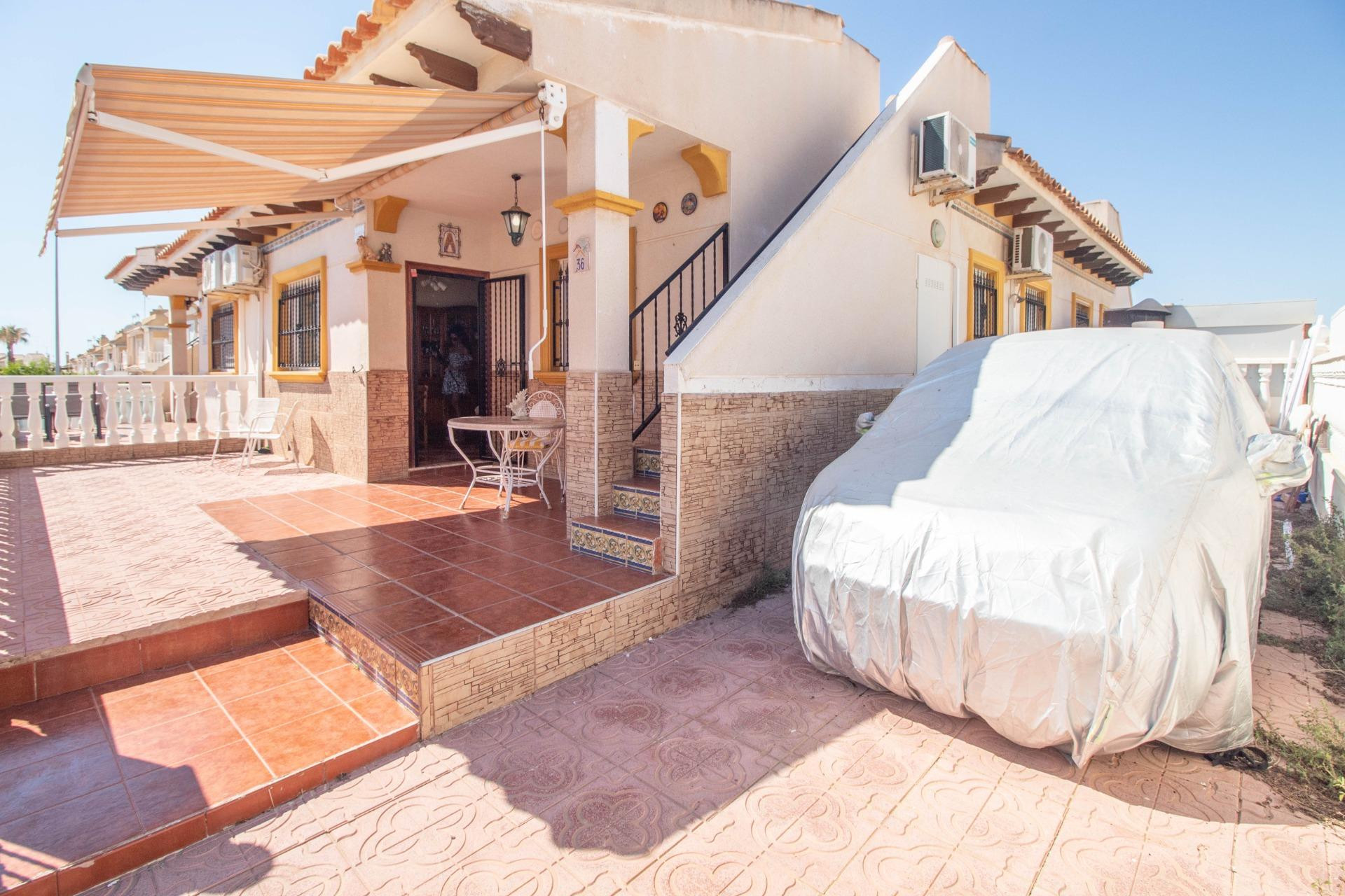 Resale - Terraced house - Orihuela Costa - La Zenia