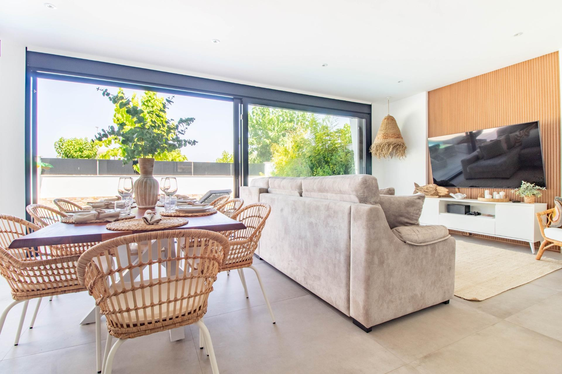 Resale - Terraced house - Santiago de la ribera - zona san blas