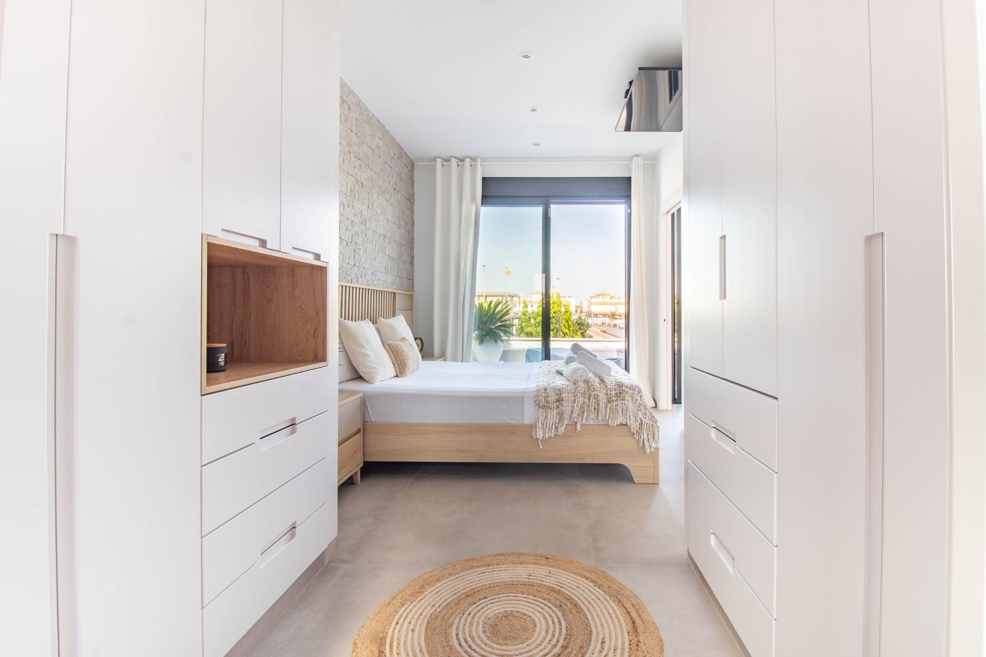 Resale - Terraced house - Santiago de la ribera - zona san blas