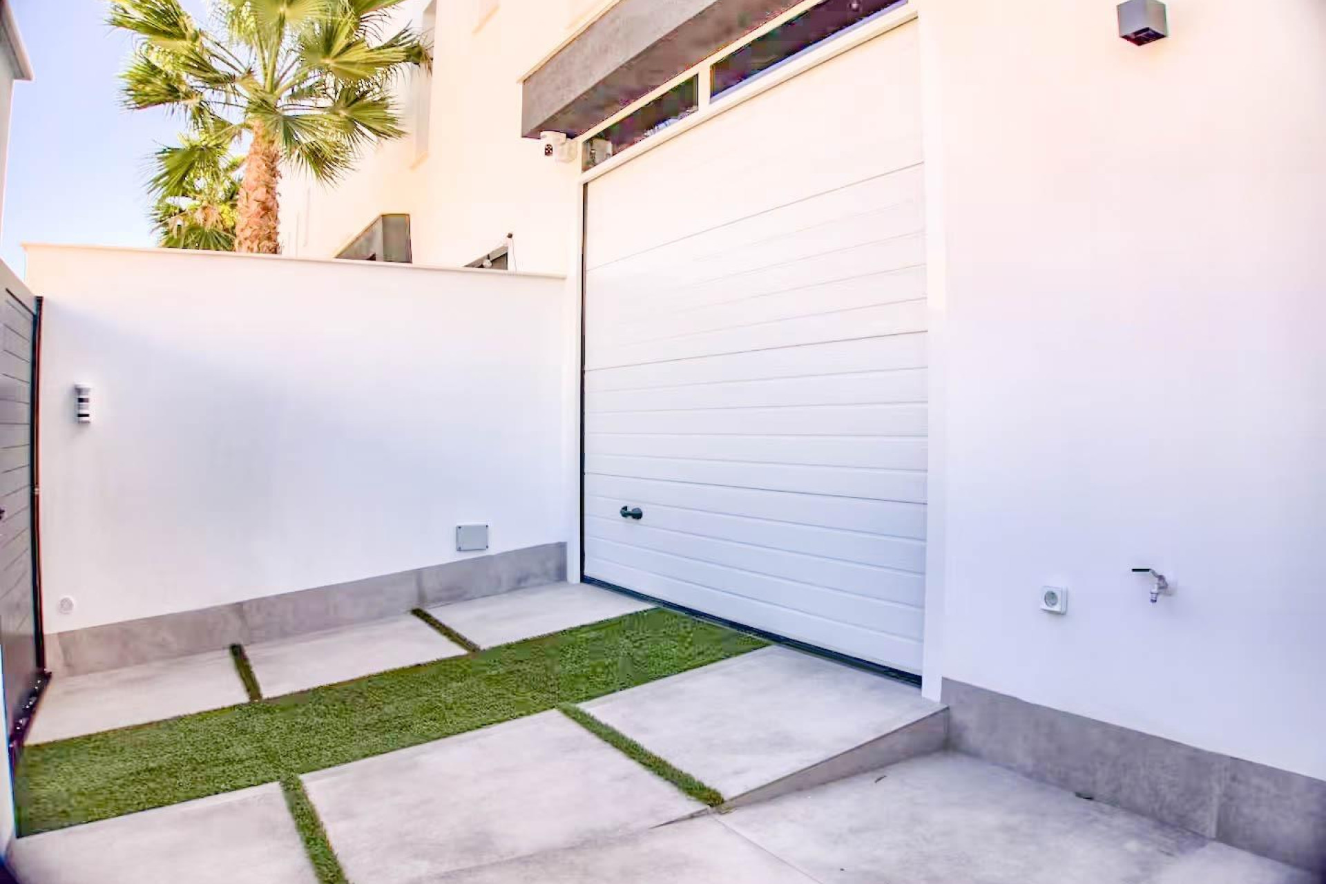 Resale - Terraced house - Santiago de la ribera - zona san blas