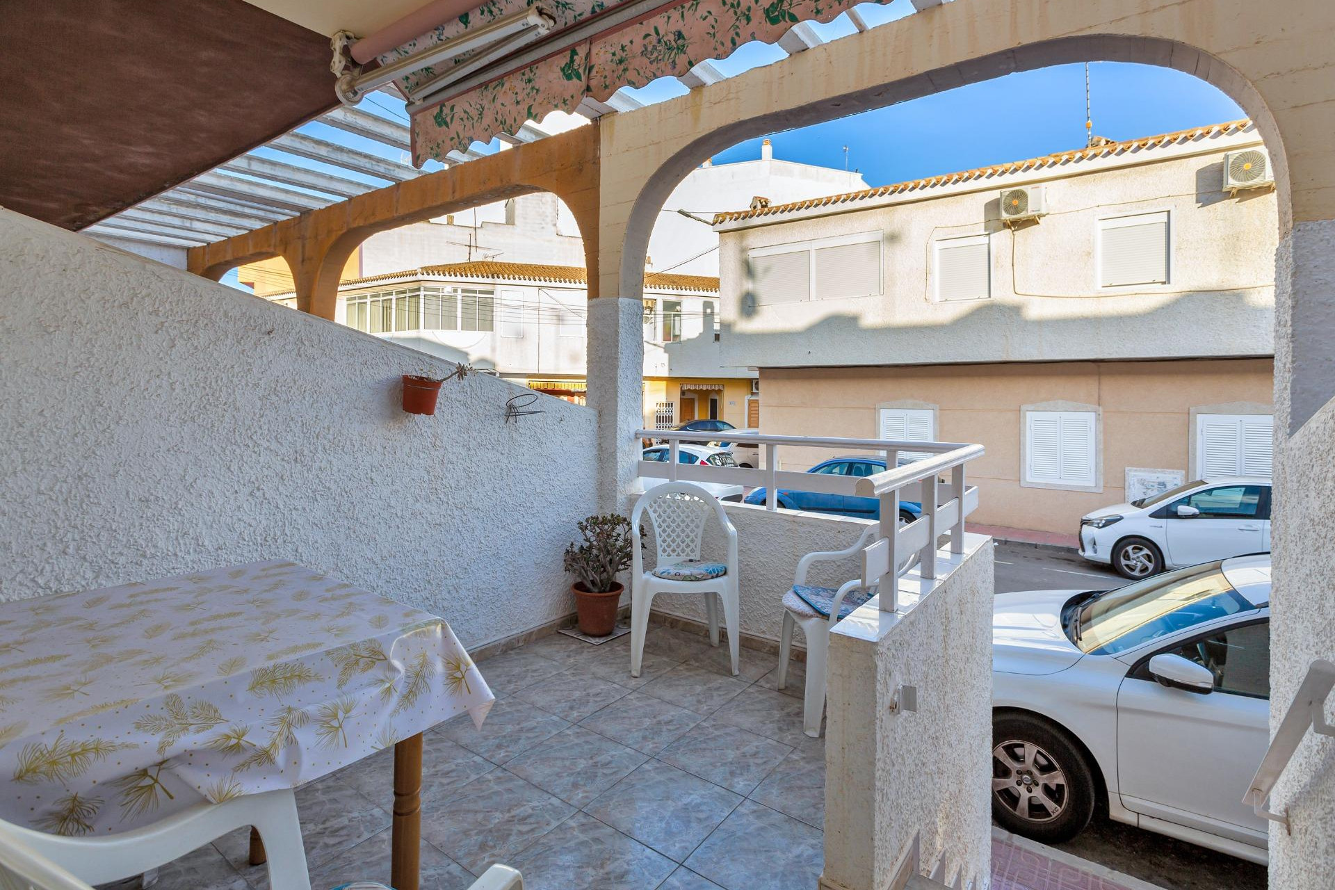 Resale - Terraced house - Torrevieja - Acequion