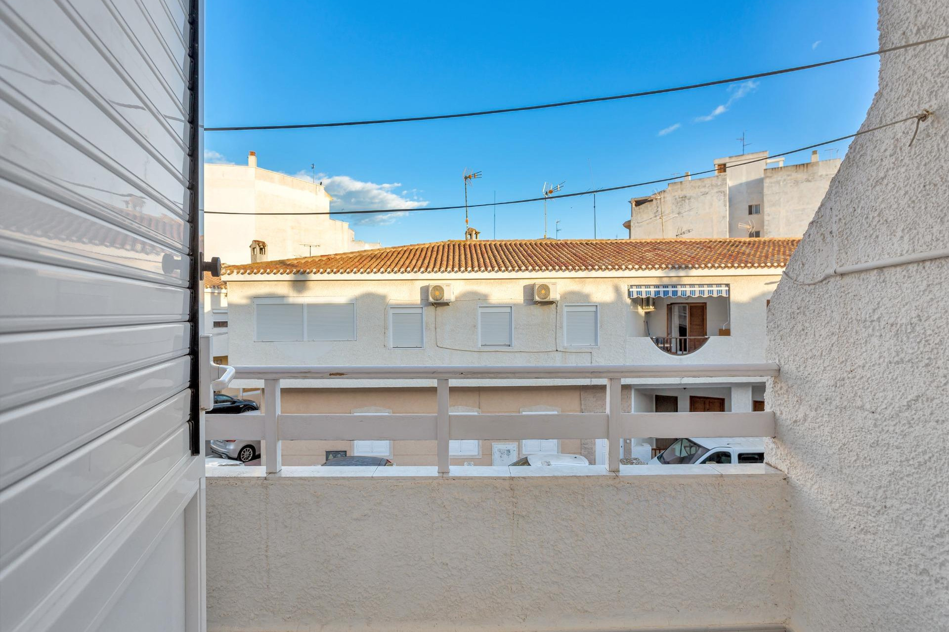 Resale - Terraced house - Torrevieja - Acequion