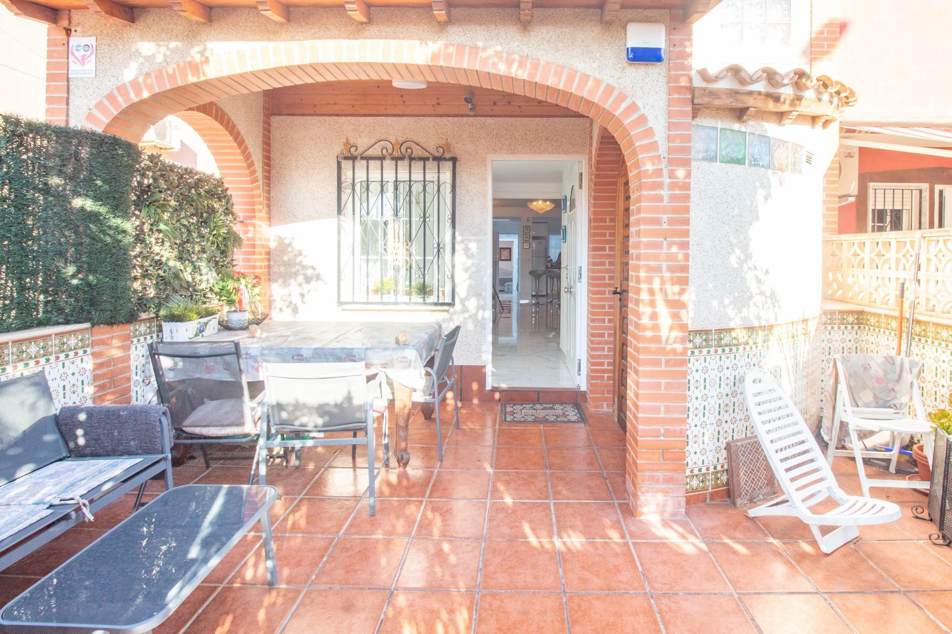Resale - Terraced house - Torrevieja - Acequion