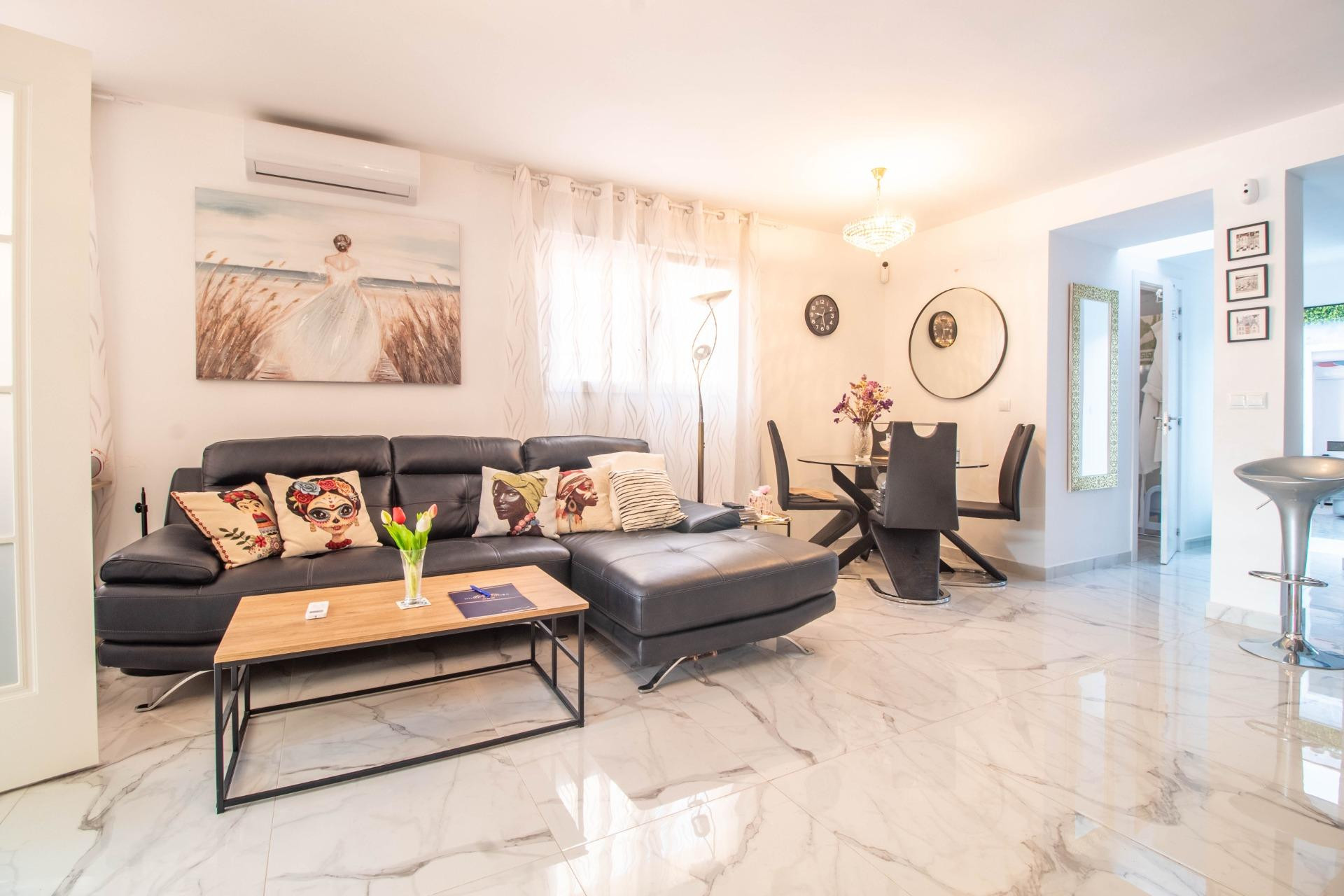 Resale - Terraced house - Torrevieja - Acequion