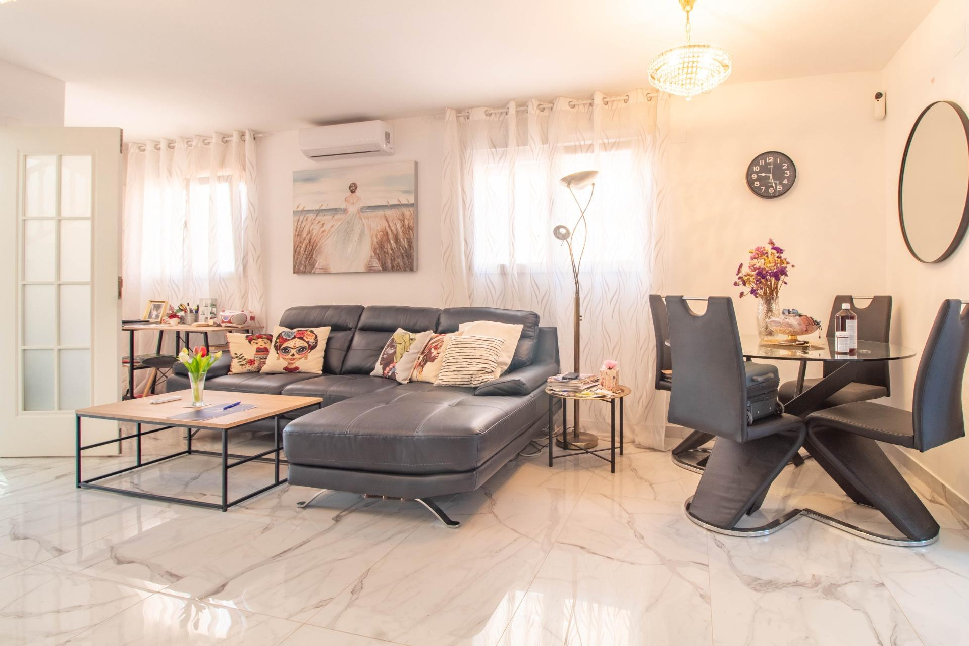 Resale - Terraced house - Torrevieja - Acequion