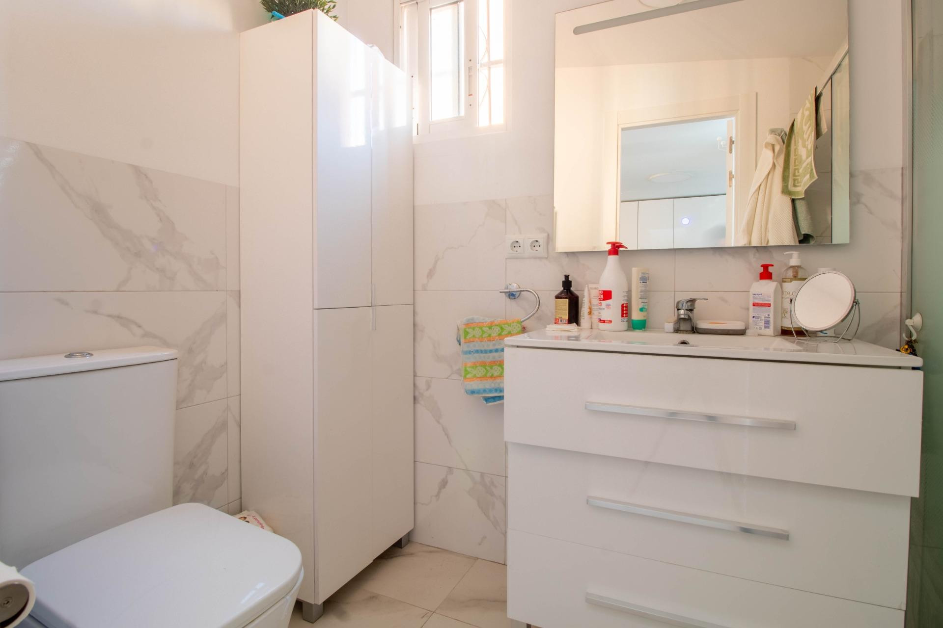 Resale - Terraced house - Torrevieja - Acequion