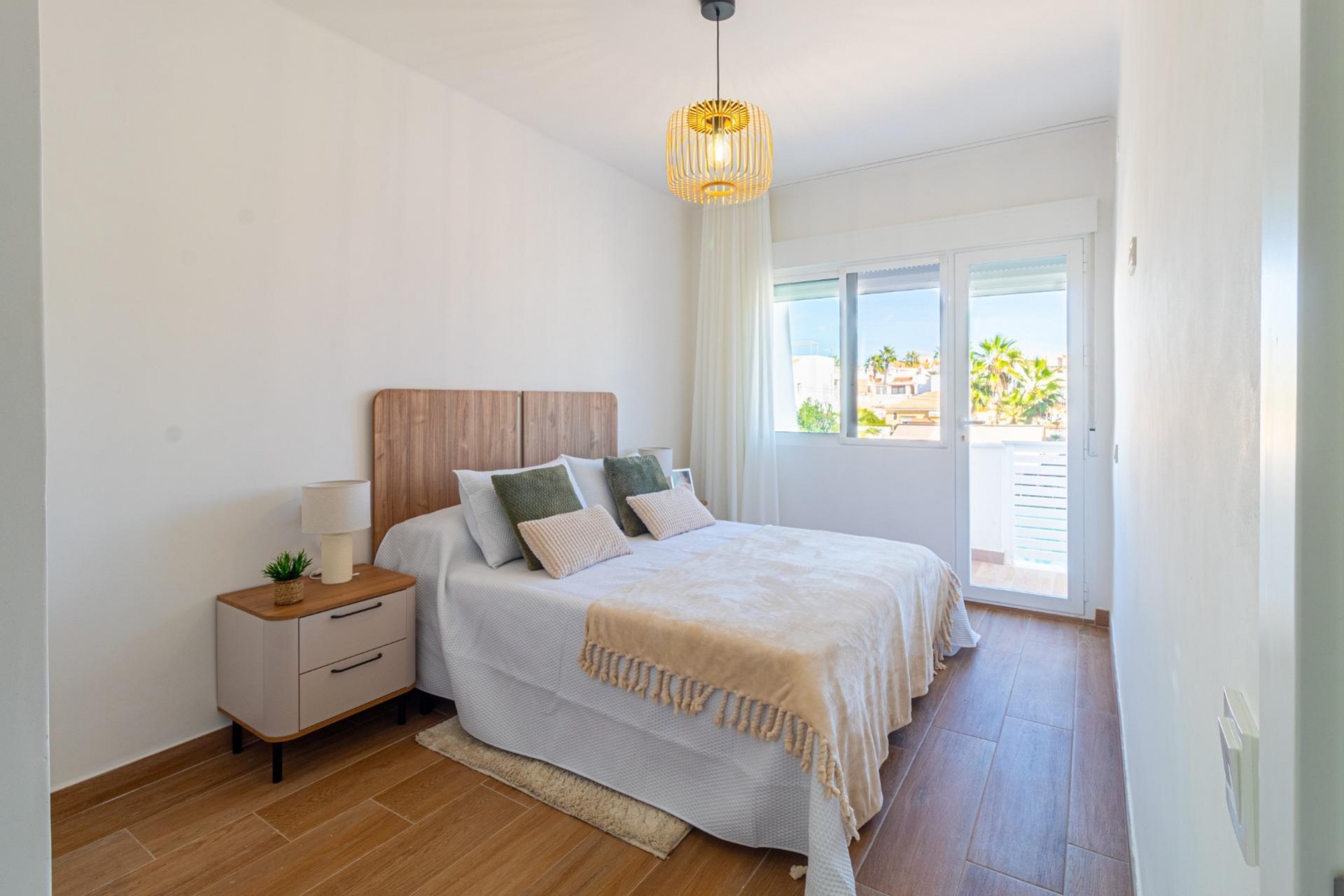 Resale - Terraced house - Torrevieja - Los Frutales