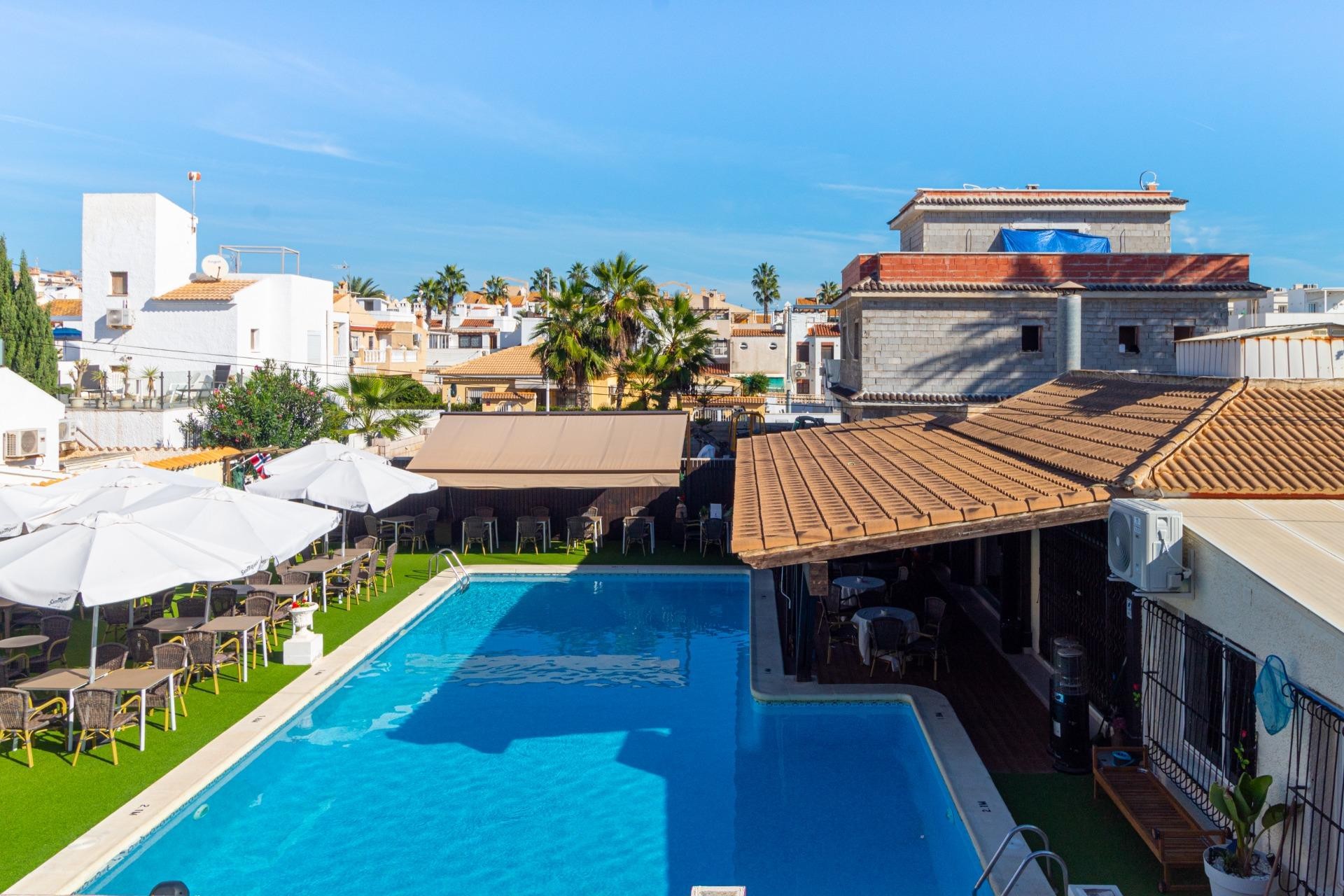 Resale - Terraced house - Torrevieja - Los Frutales