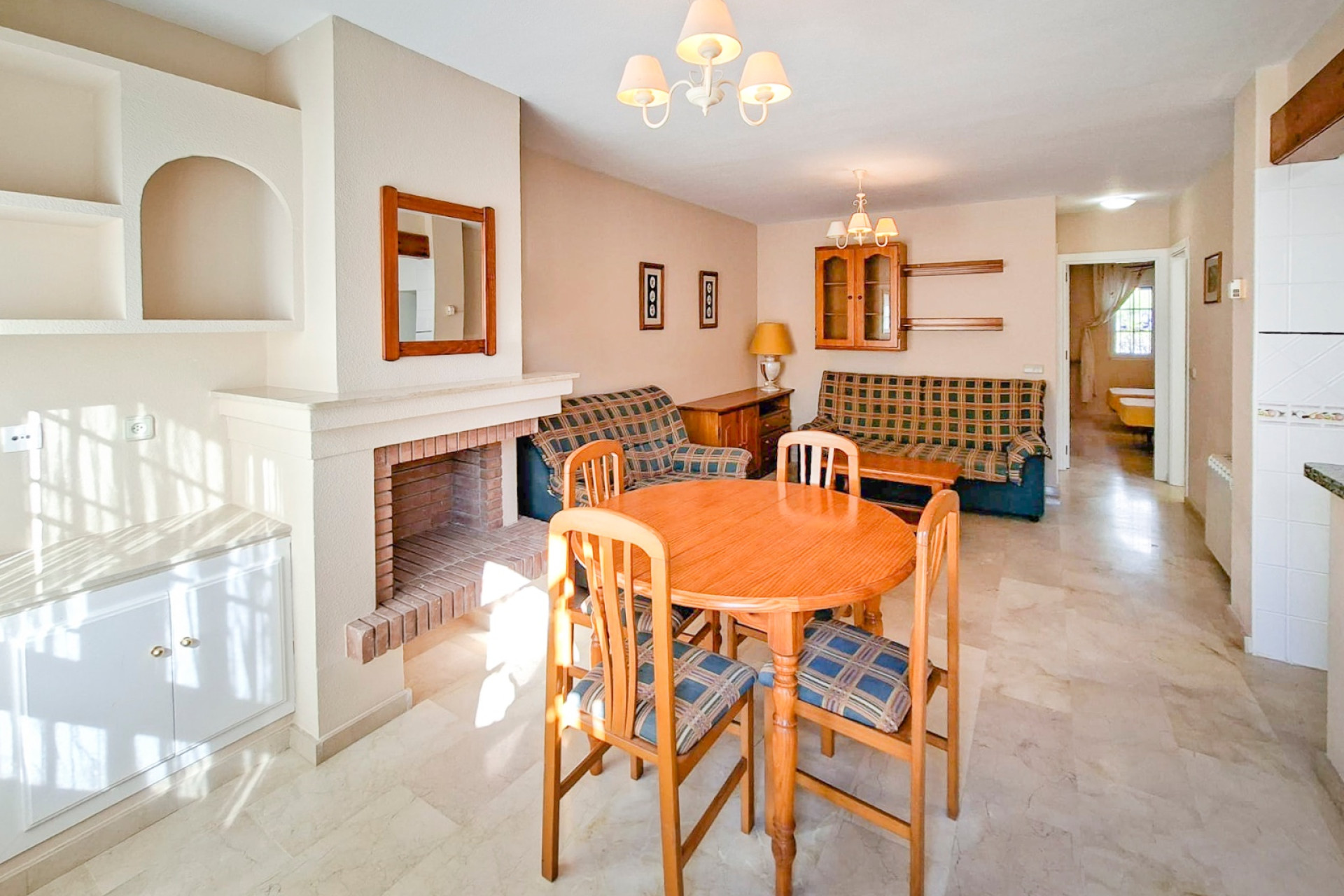 Resale - Town House - Villamartin