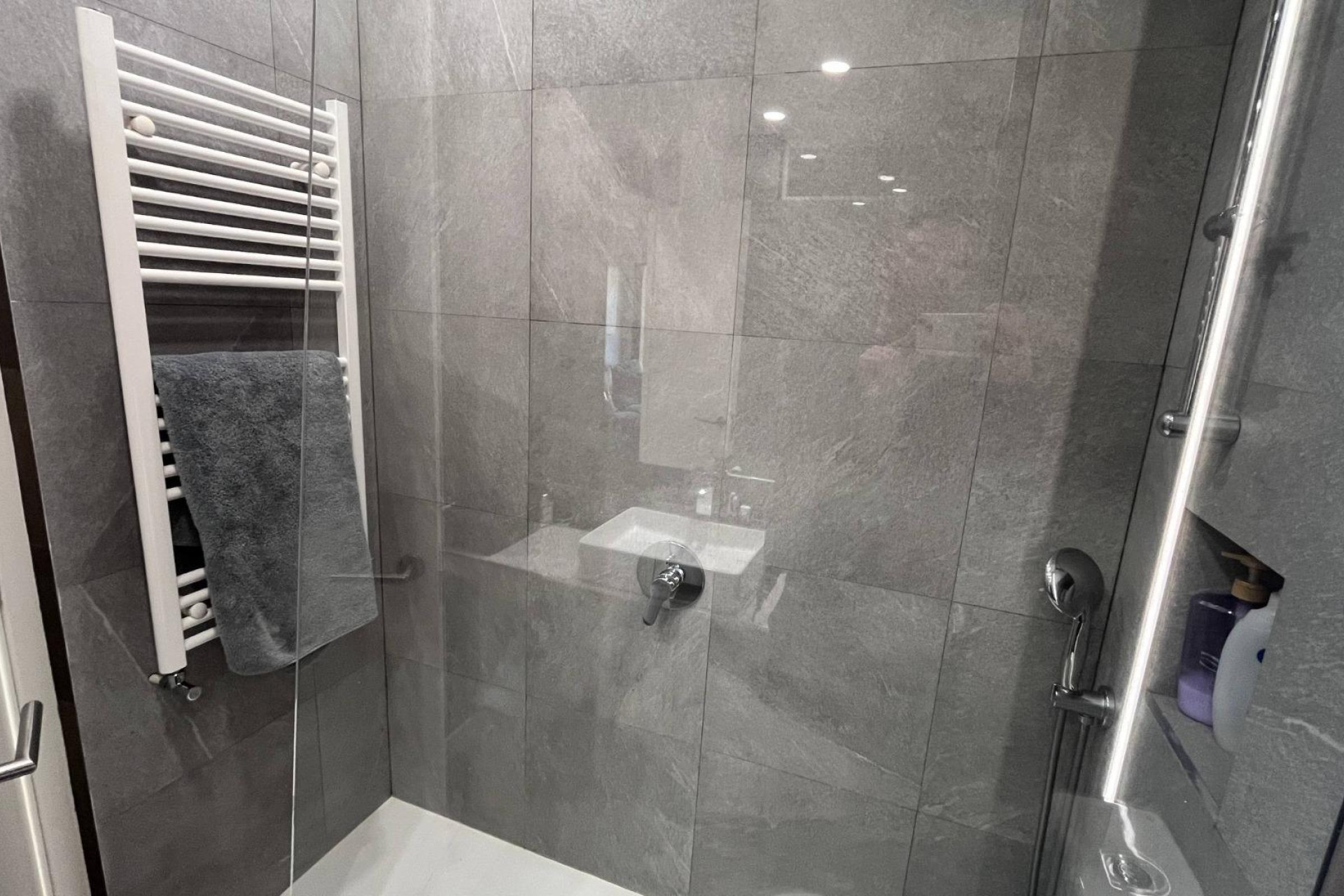 Resale - Townhouse - Alicante - Alicante Golf