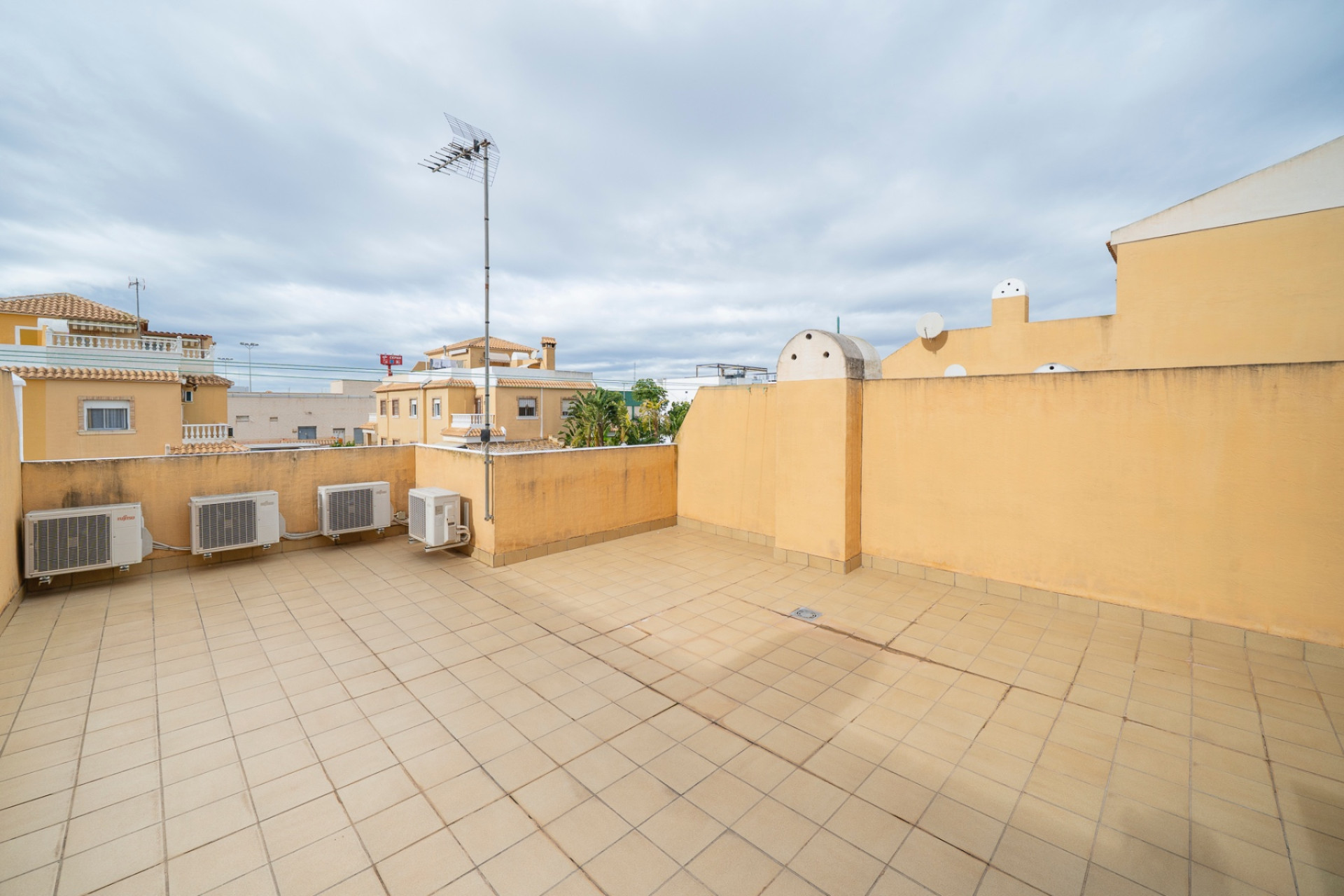 Resale - Townhouse - Ciudad Quesada - Doña Pepa