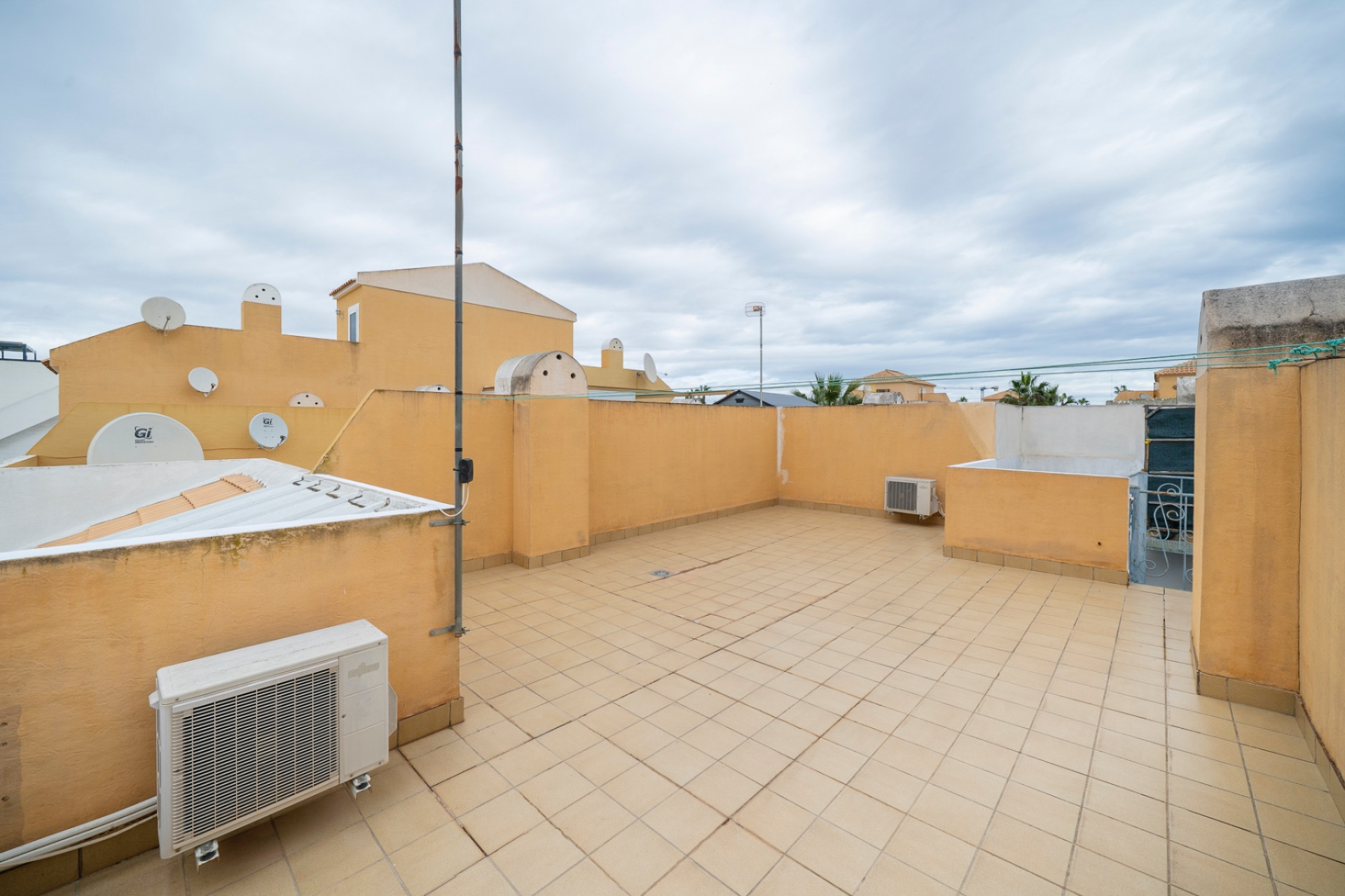 Resale - Townhouse - Ciudad Quesada - Doña Pepa
