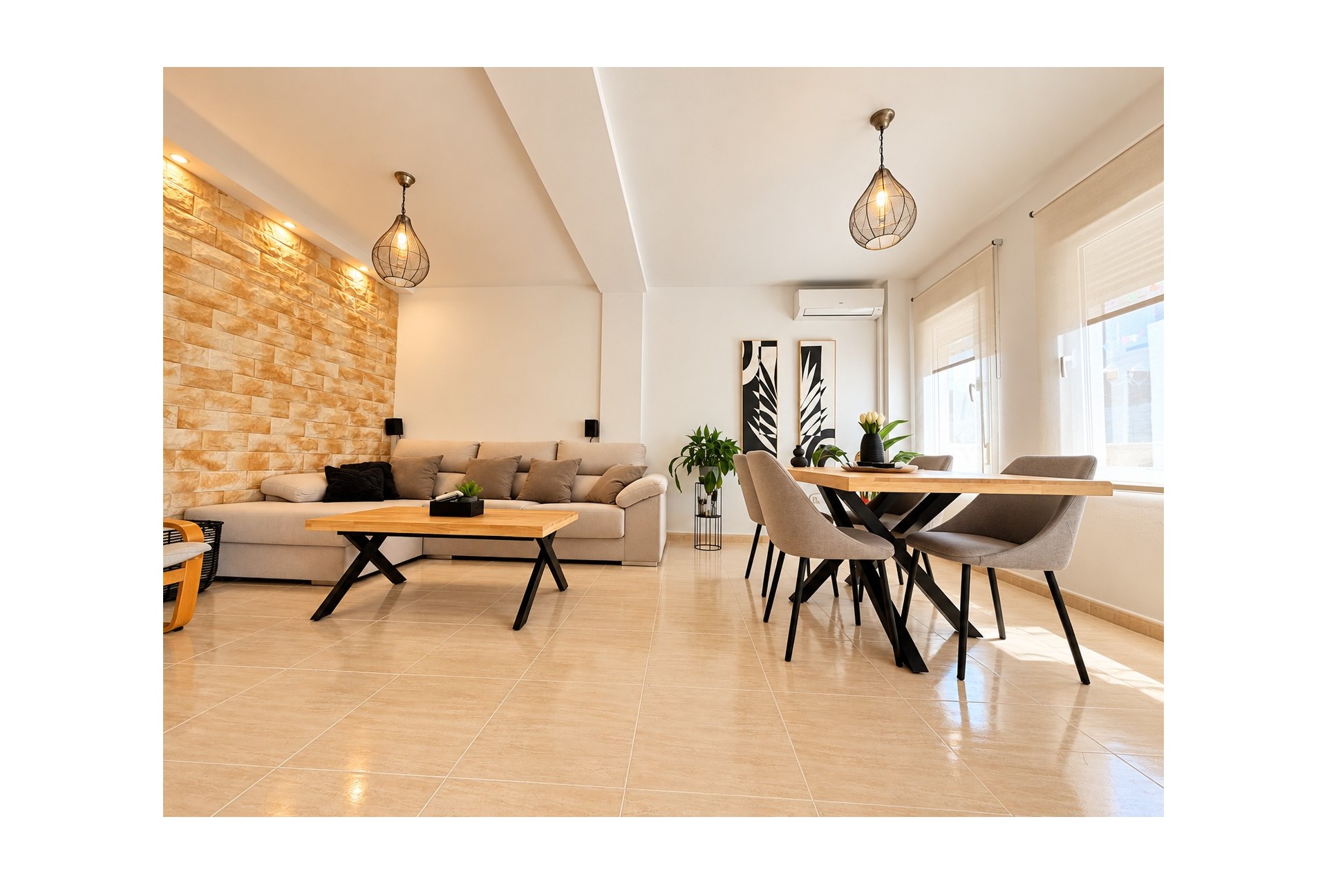 Resale - Townhouse - Daya Nueva - Daya Nueva - Town