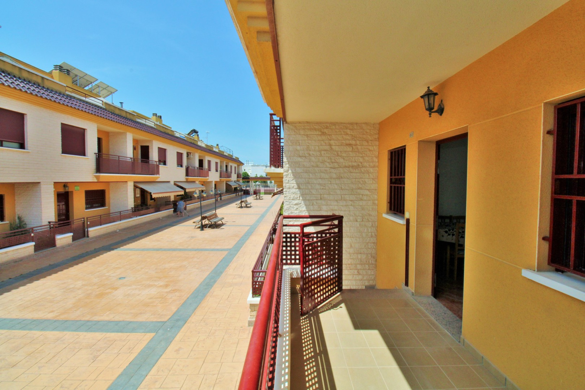 Resale - Townhouse - Los Desamparados
