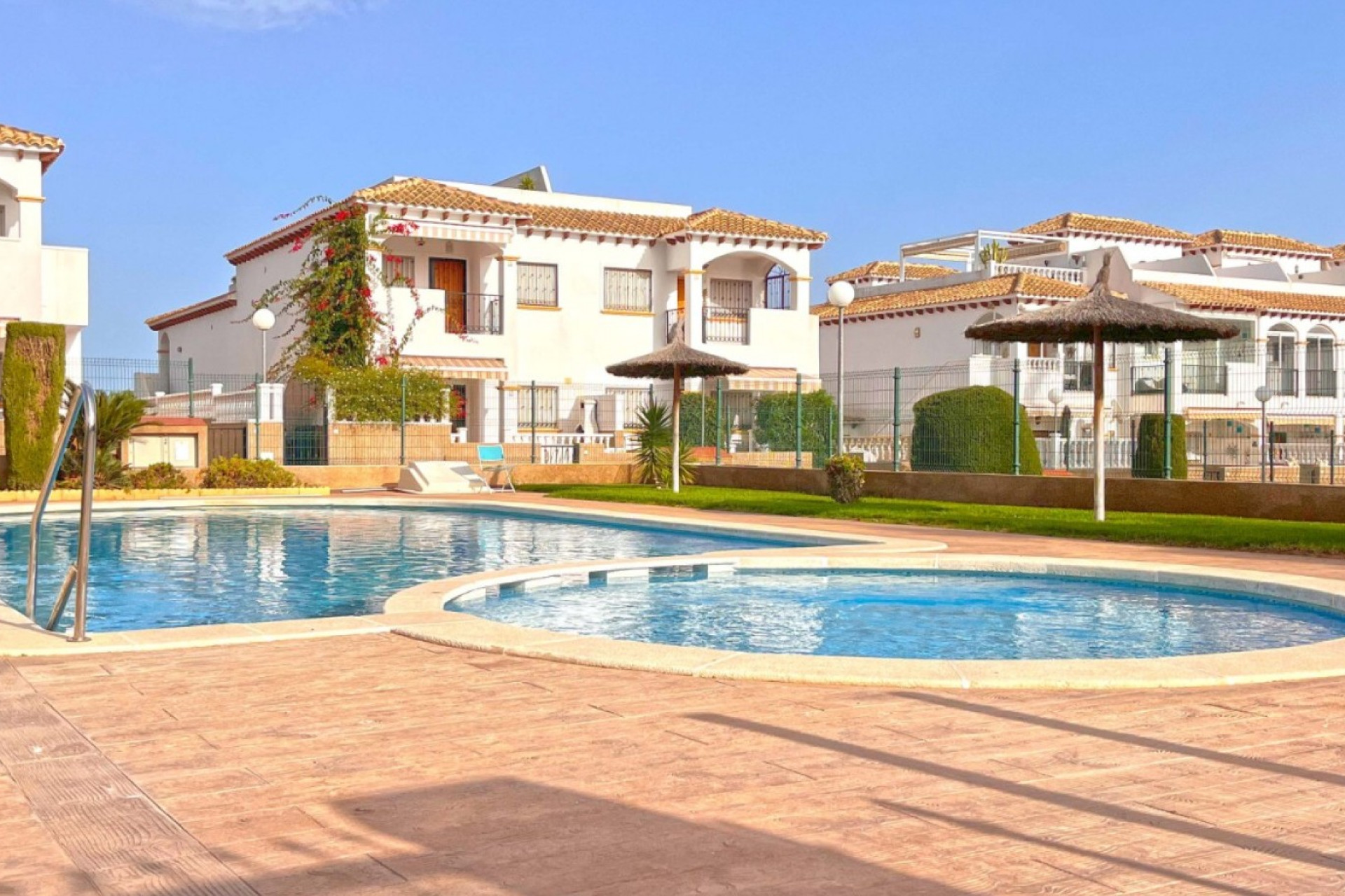 Resale - Townhouse - Orihuela Costa - Punta Prima