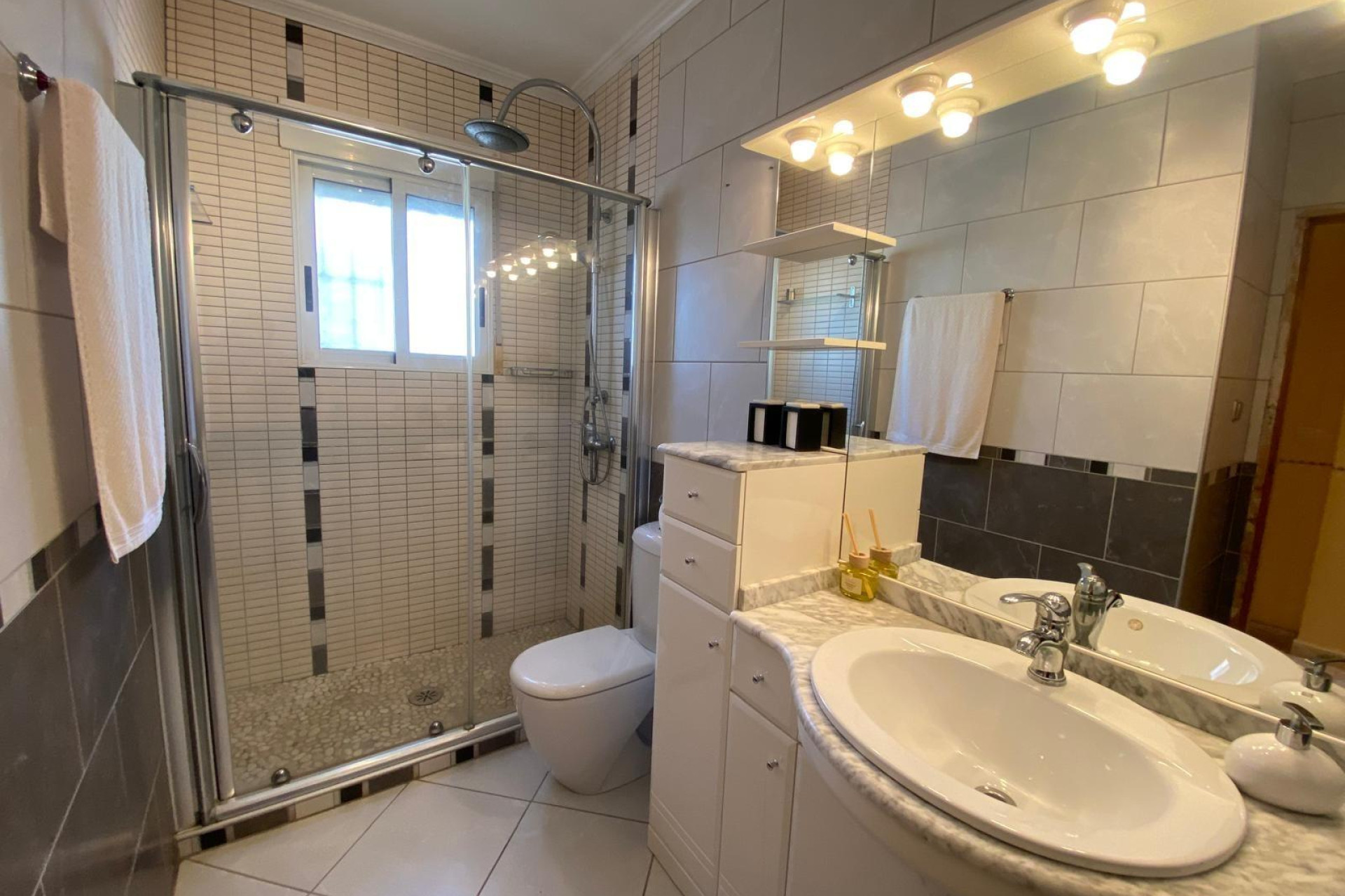 Resale - Townhouse - Orihuela Costa - Punta Prima