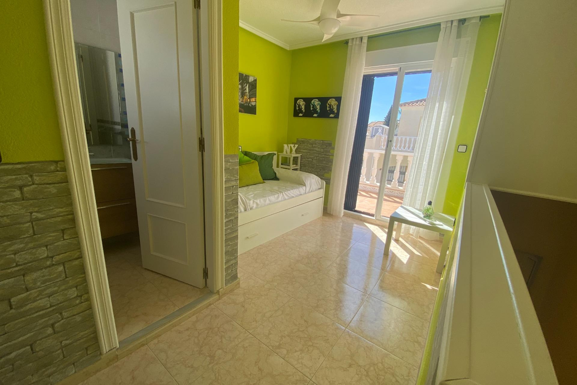 Resale - Townhouse - Orihuela Costa - Urbanización Perla del Mar