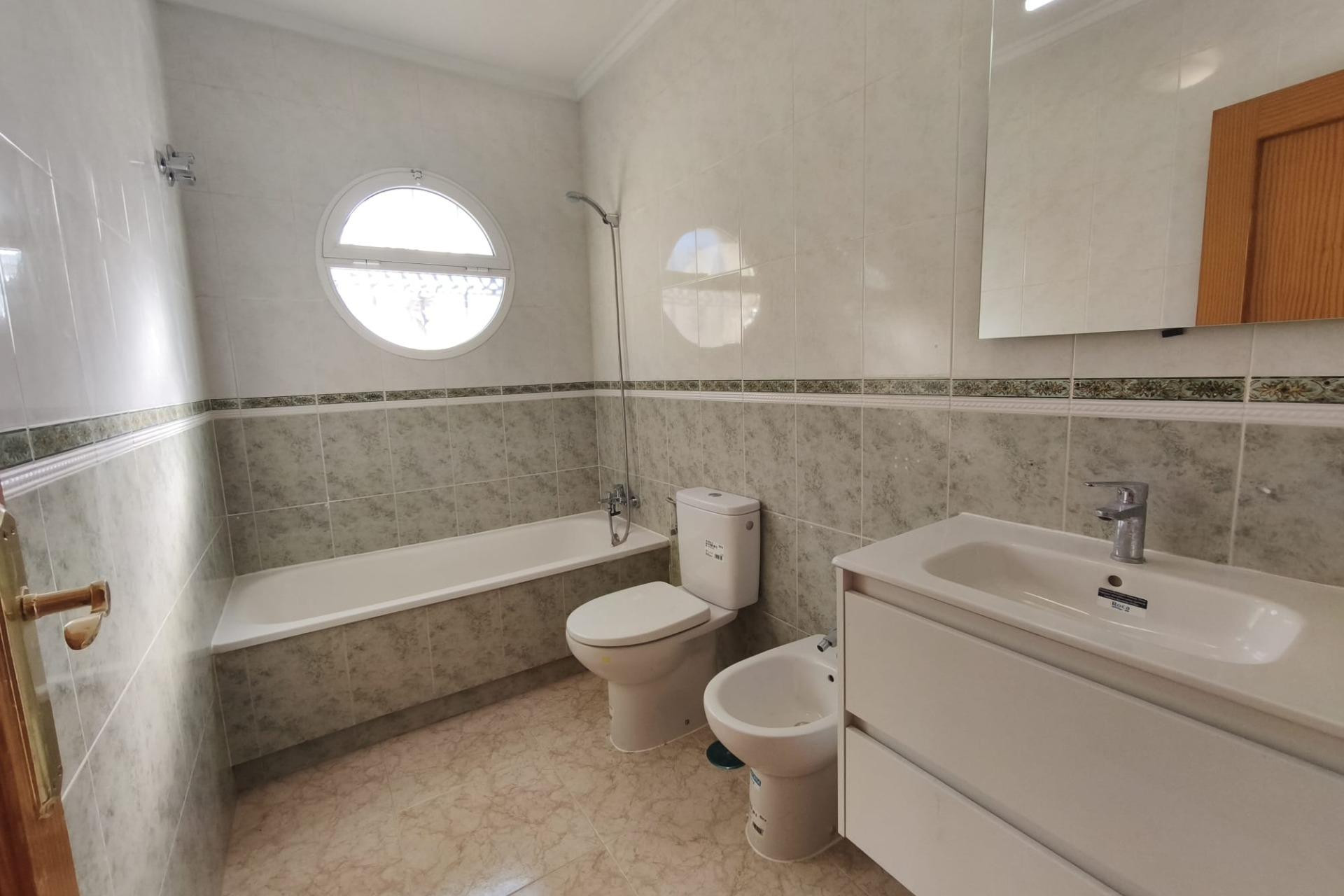 Resale - Townhouse - Orihuela Costa - Urbanización Perla del Mar