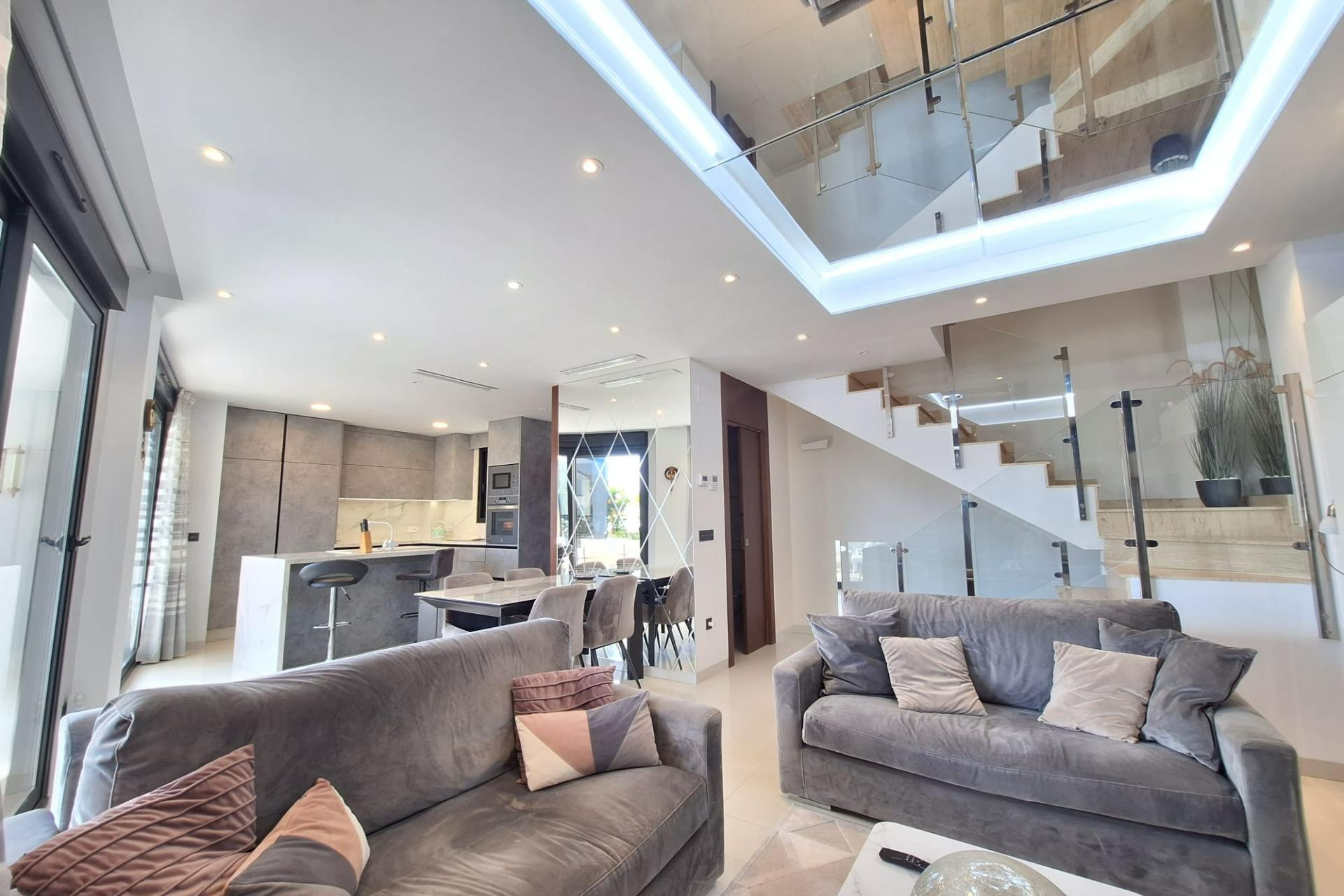 Resale - Townhouse - Orihuela Costa - Villamartín-Las Filipinas