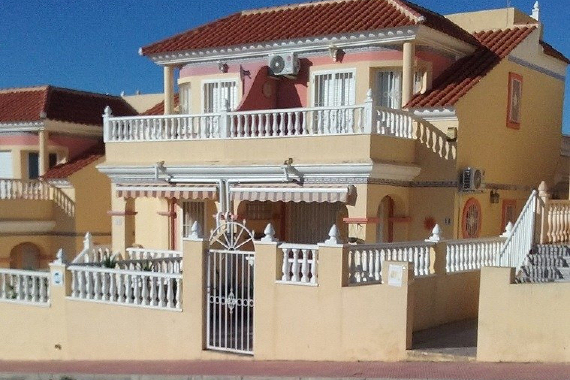 Resale - Townhouse - Orihuela Costa - Villamartin