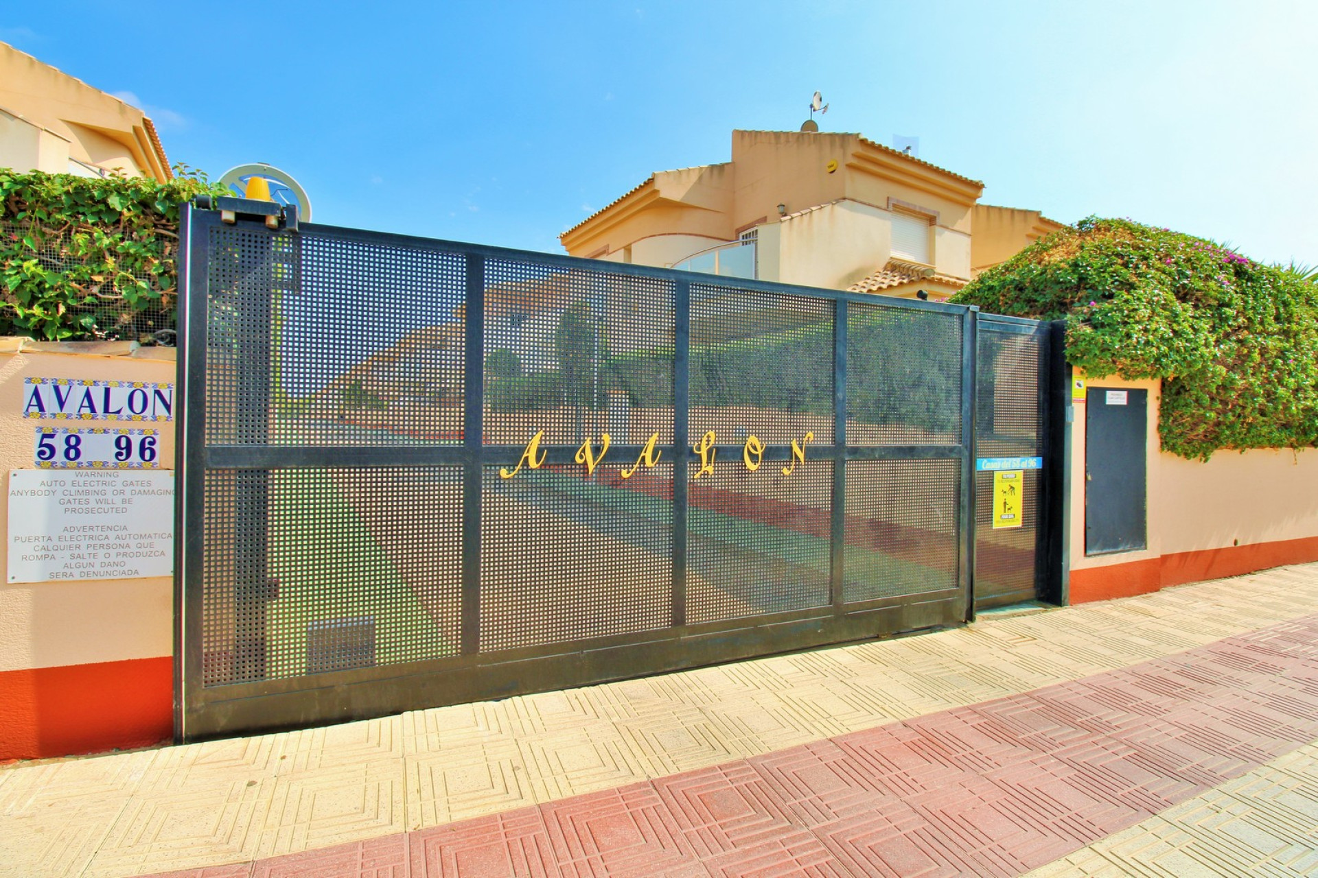 Resale - Townhouse - Playa Flamenca