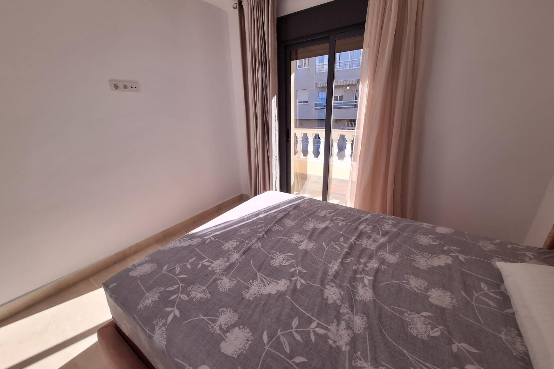 Resale - Townhouse - Torrevieja - Centro