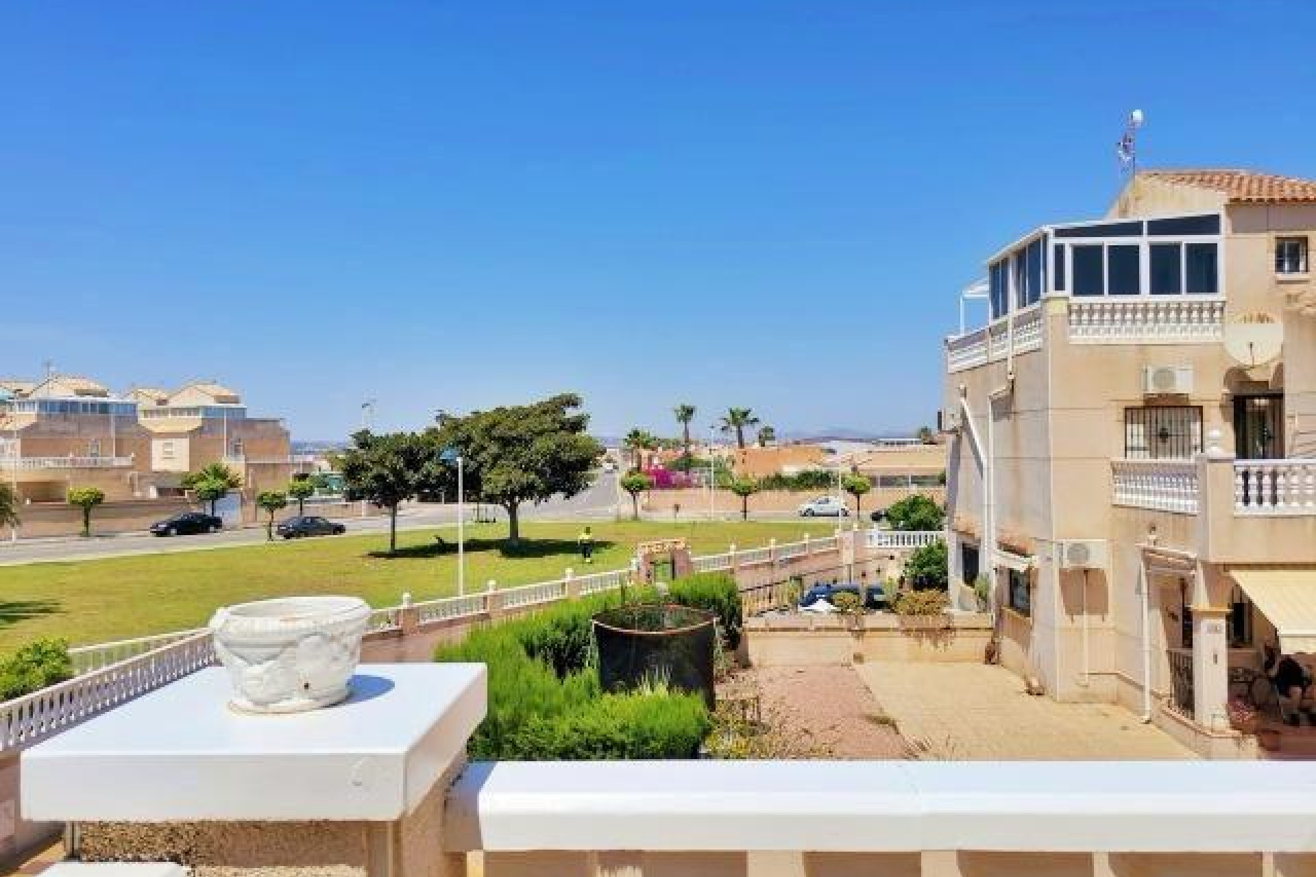 Resale - Townhouse - Torrevieja - El limonar