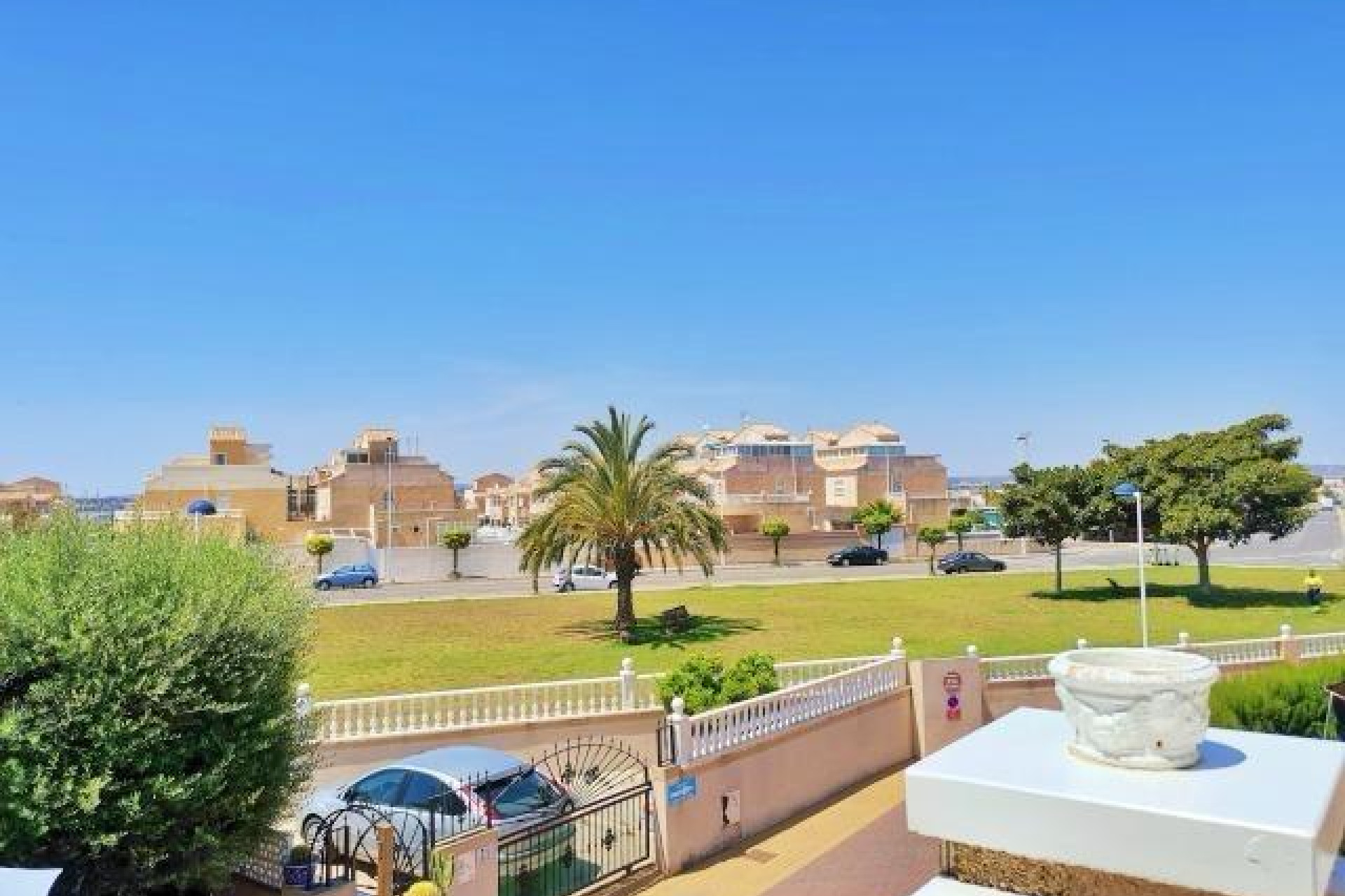 Resale - Townhouse - Torrevieja - El limonar