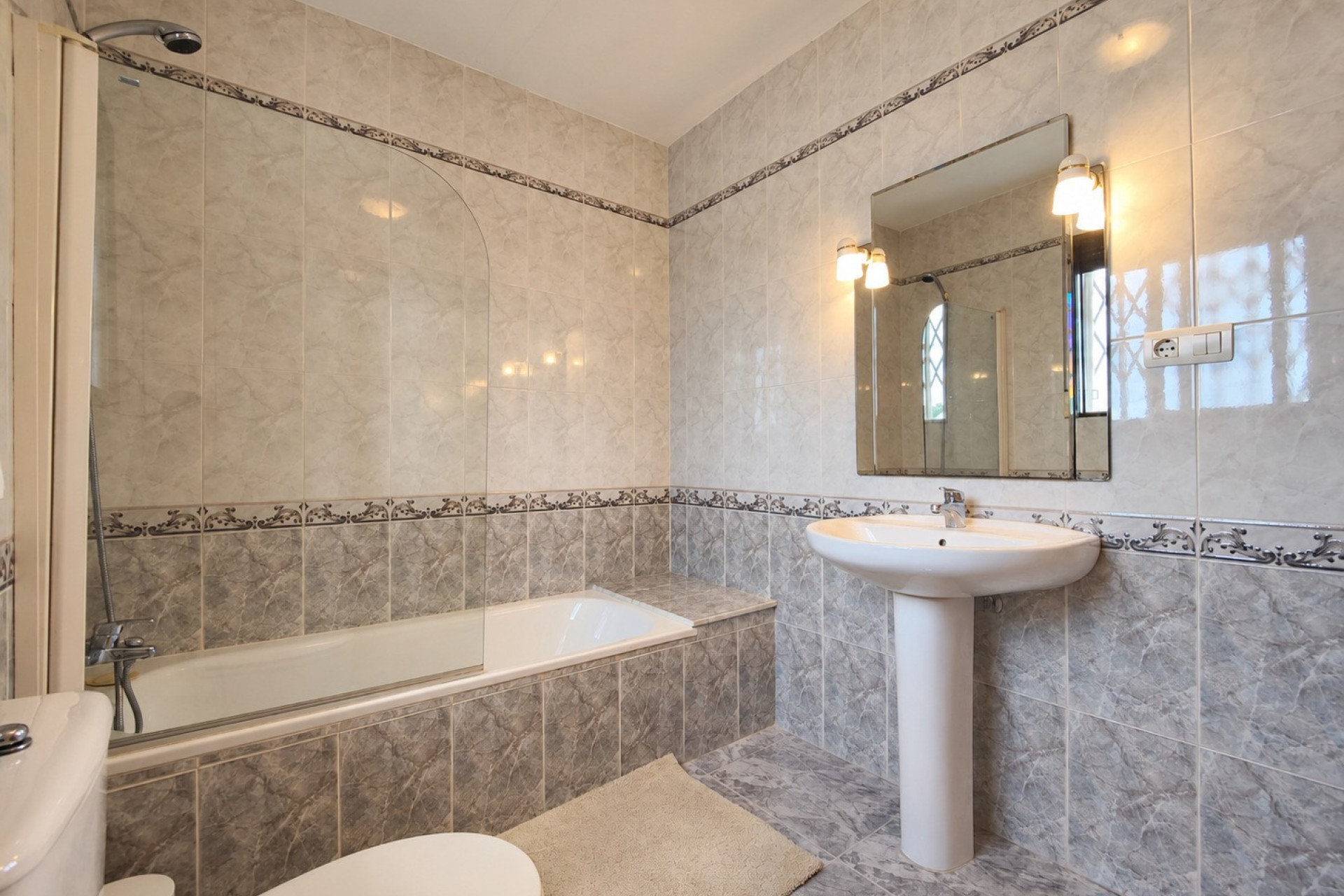 Resale - Townhouse - Torrevieja - Torrevieja - Centre