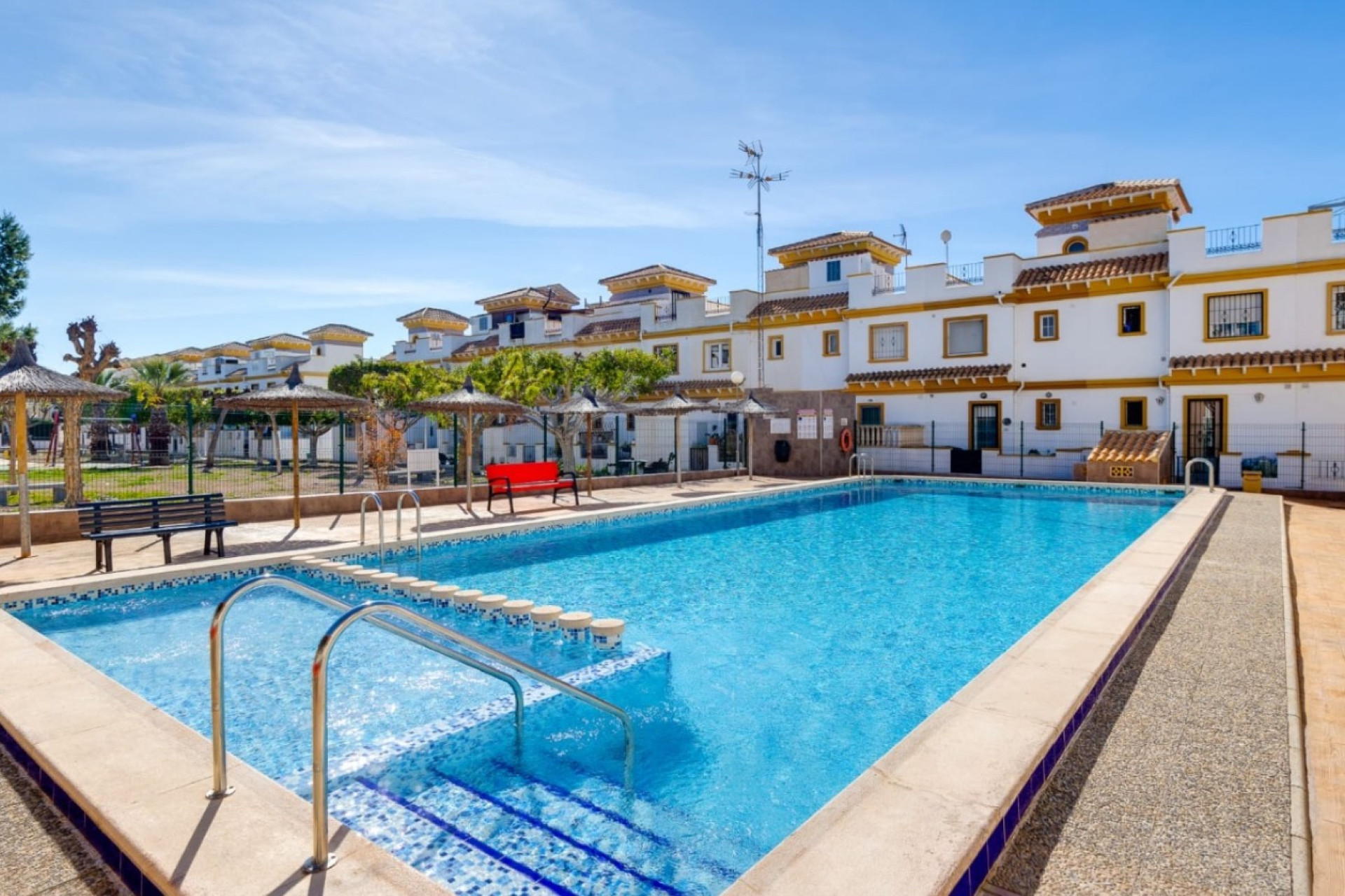 Resale - Townhouse - Torrevieja