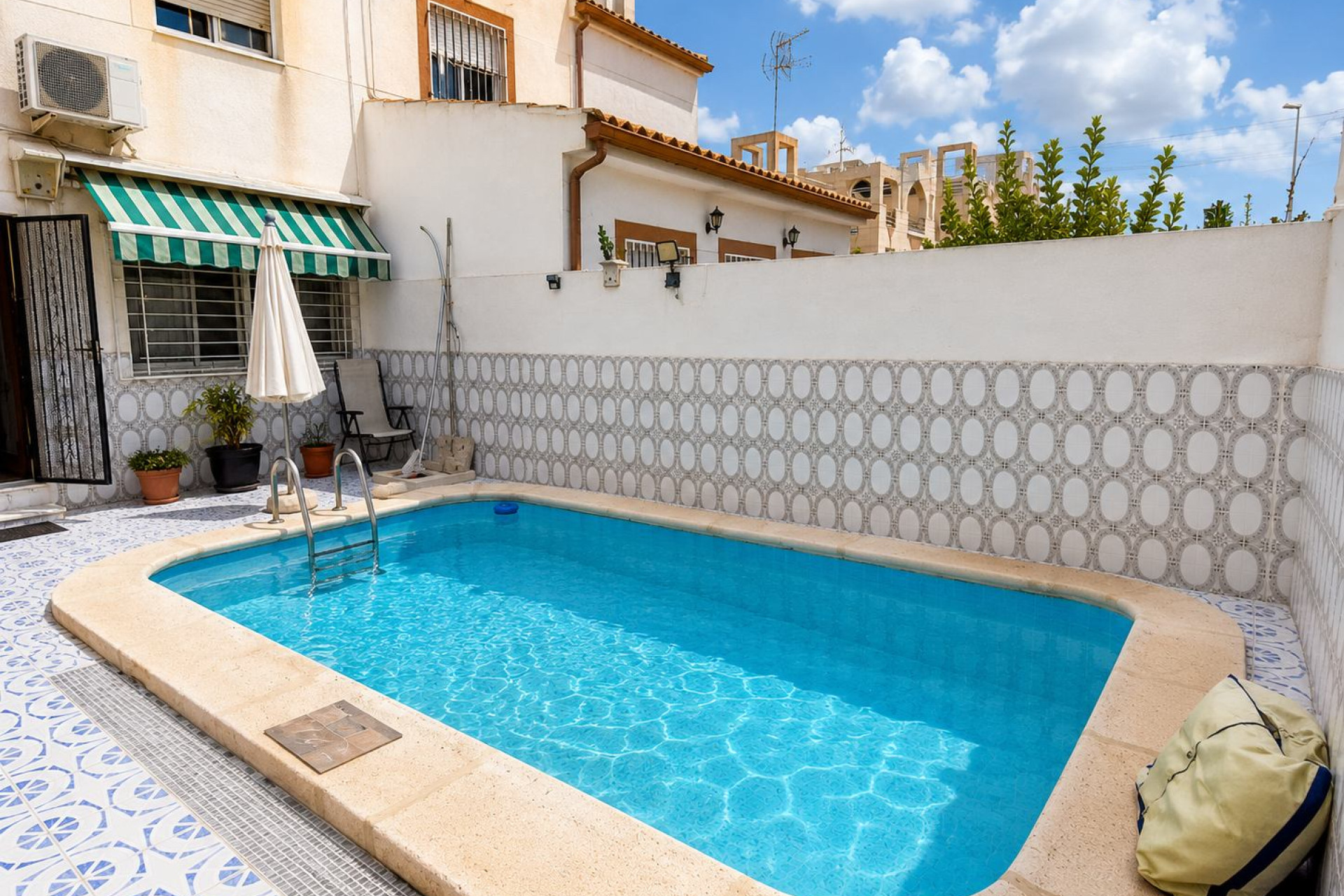 Resale - Townhouse - Torrevieja