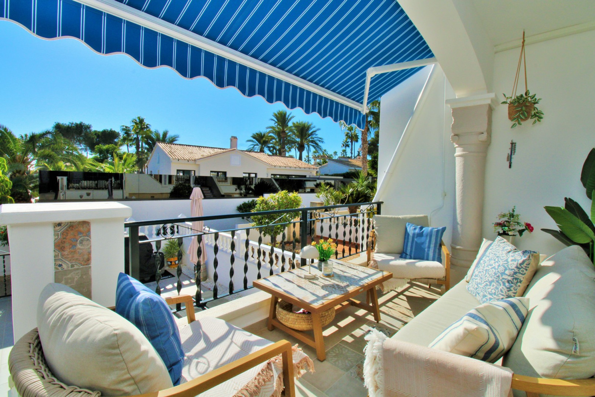 Resale - Townhouse - Villamartin - Las Violetas